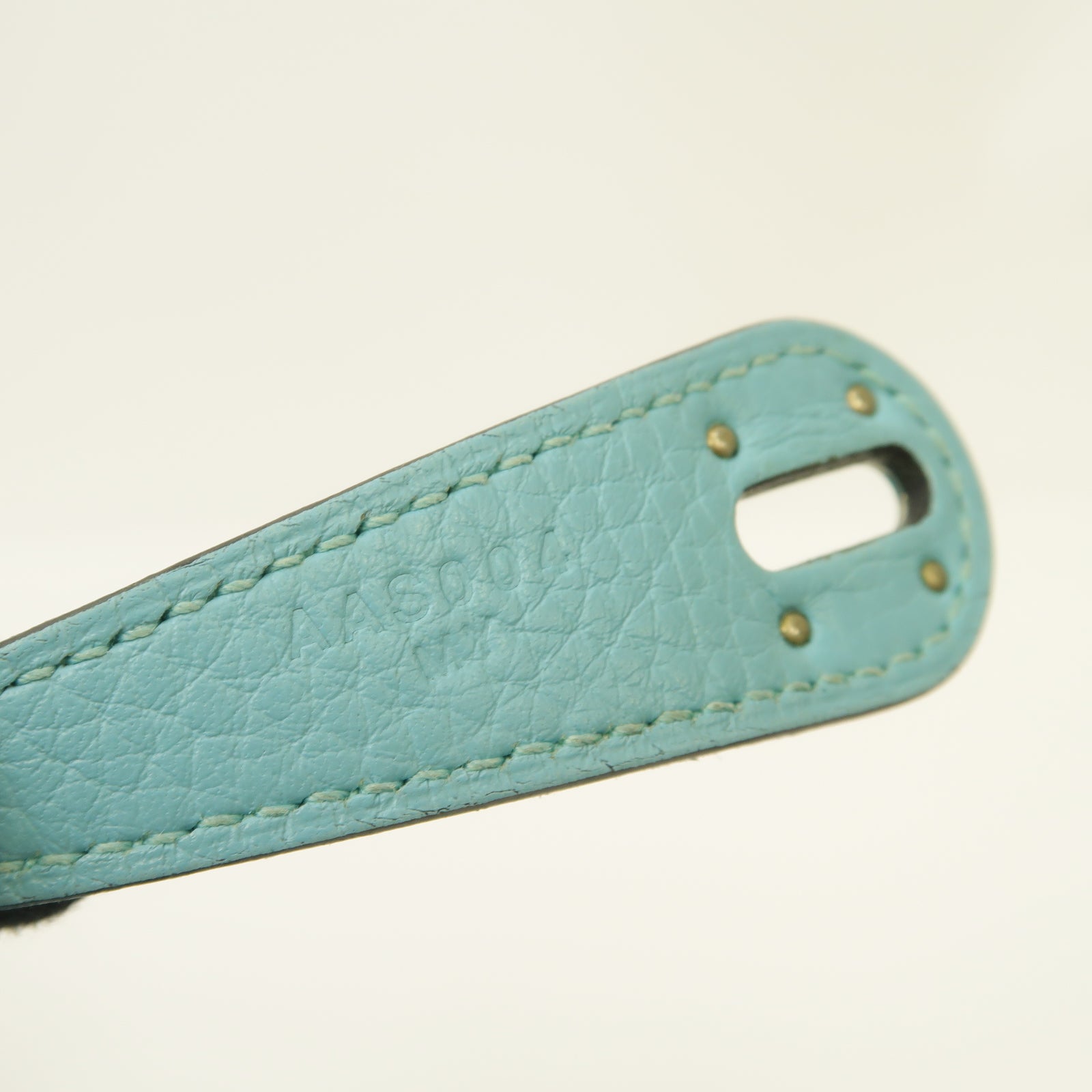 HERMES 【清倉大減價】Clemence皮革Lindy 26銀扣手挽肩背兩用袋Blue Atoll淺藍色