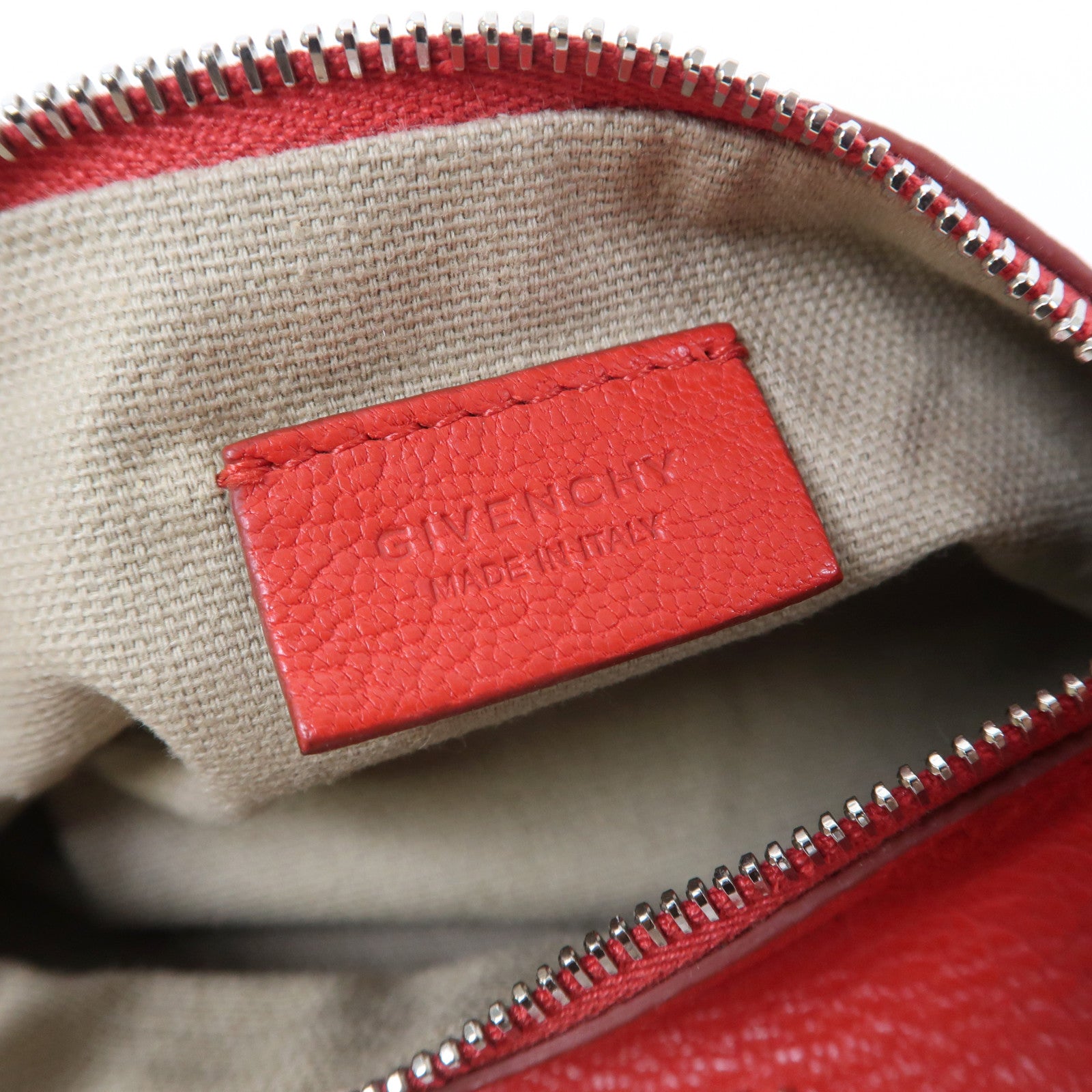 GIVENCHY 山羊皮皮革Pandora Clutch Bag銀扣手拿包紅色