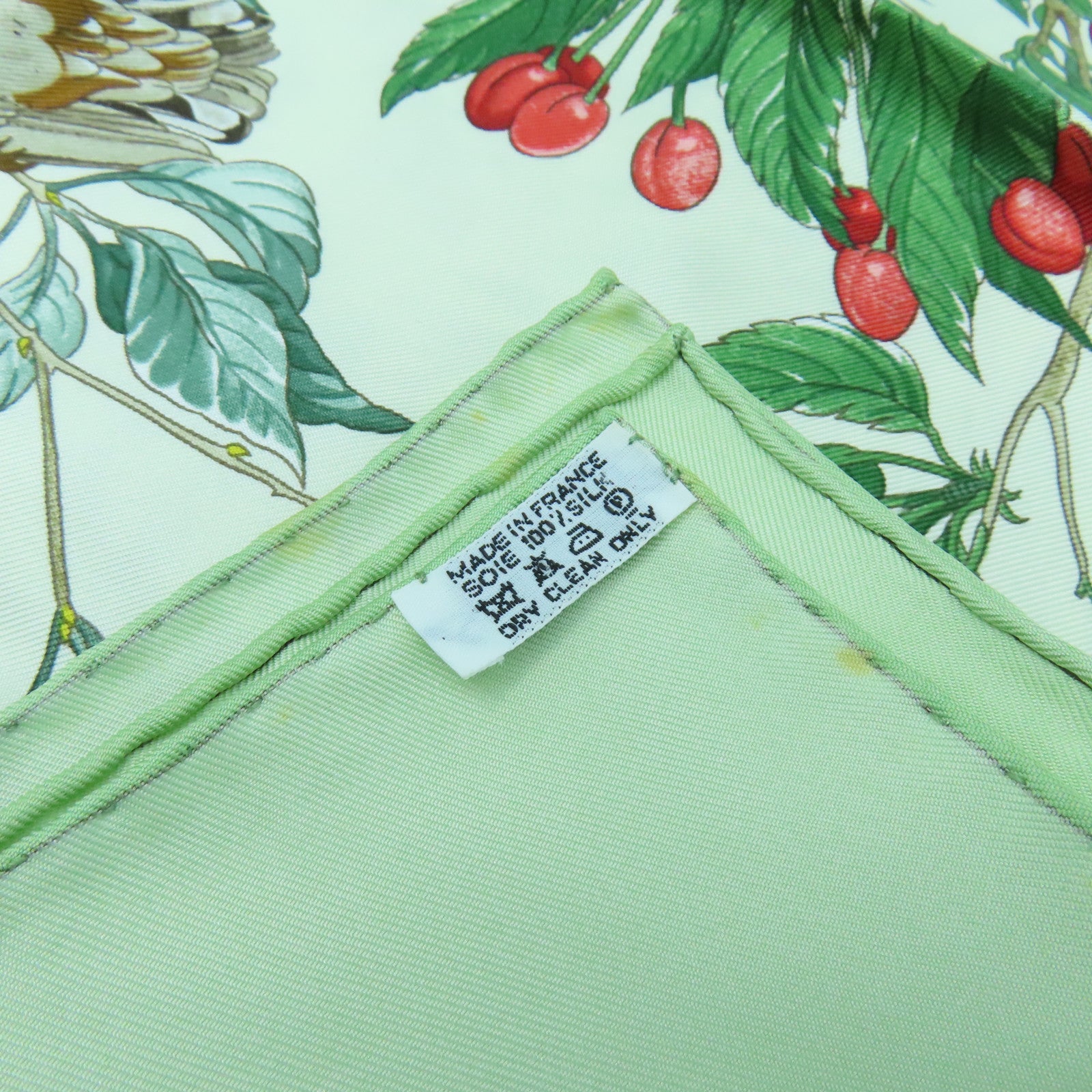 HERMES 【激減優惠】絲質Scarf絲巾淺綠色