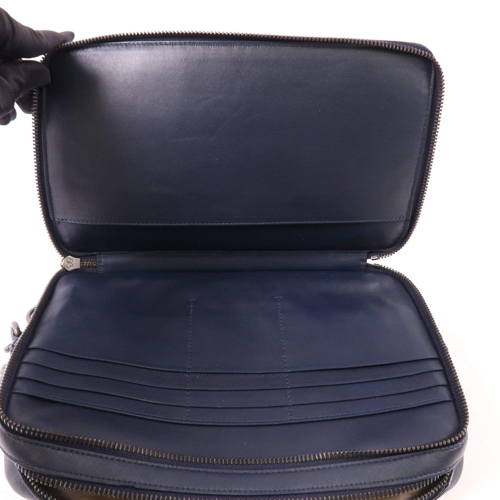 BOTTEGA VENETA 牛皮皮革Pouch小袋
