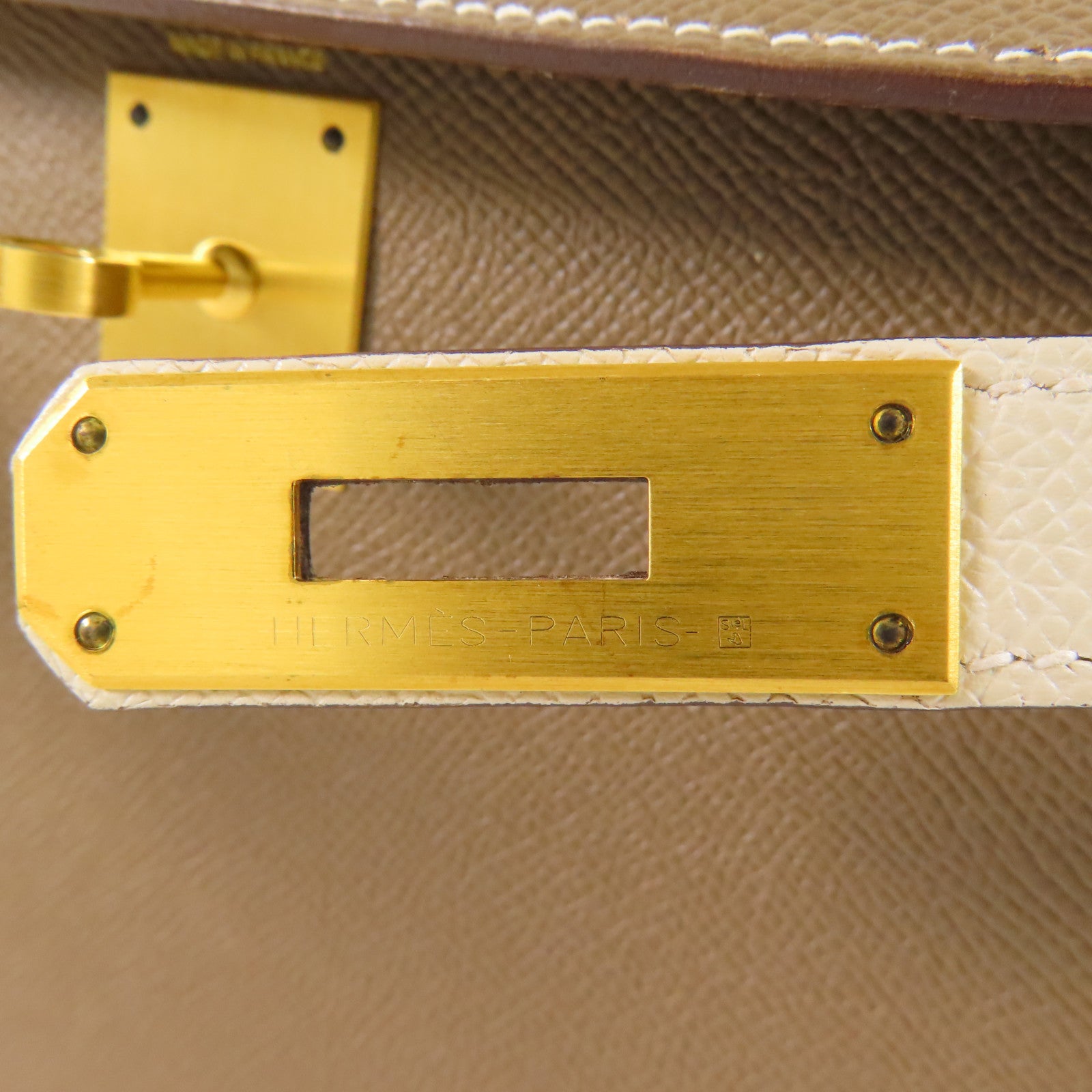 HERMES Epsom皮革Kelly 28金扣手挽肩背兩用袋18 Etoupe/Cream
