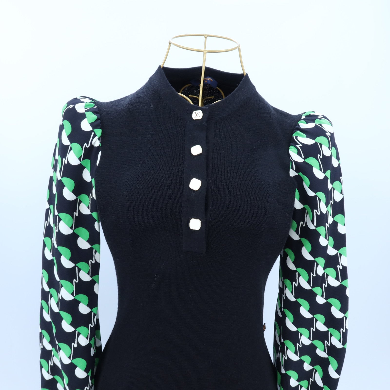LOUIS VUITTON Wool/Silk Buttoned Collar Dress連身裙