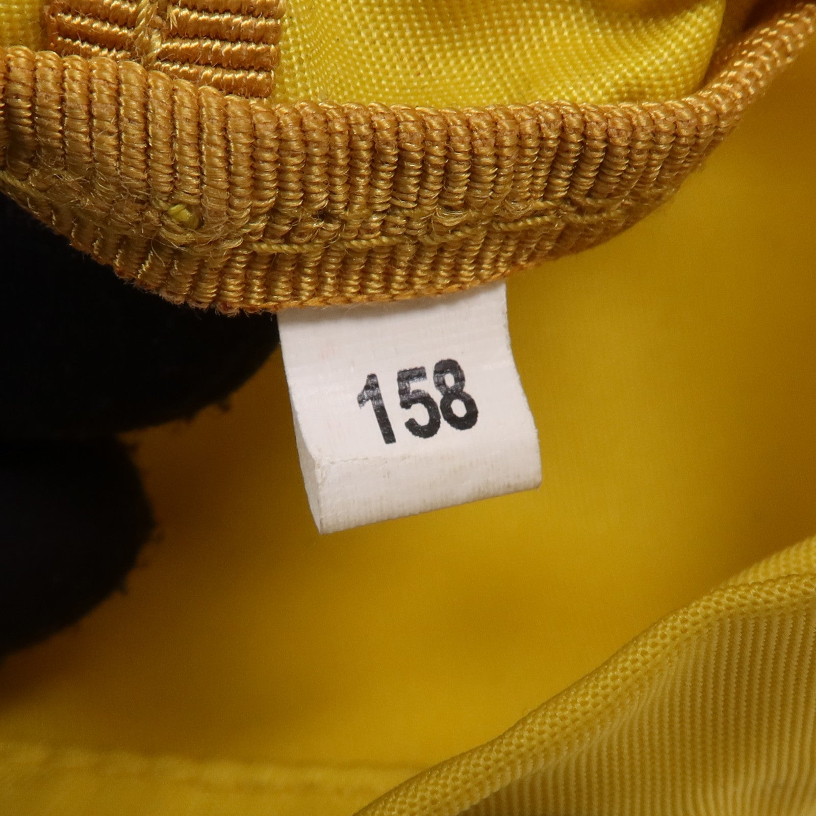 PRADA 尼龍Clutch Bag銀扣手拿包