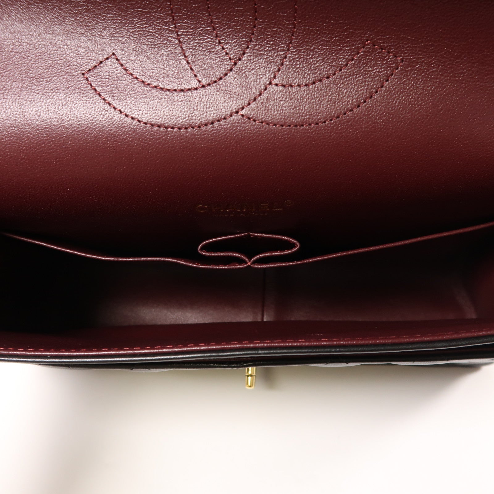 CHANEL 羊皮皮革Maxi Classic金扣鏈帶肩背袋