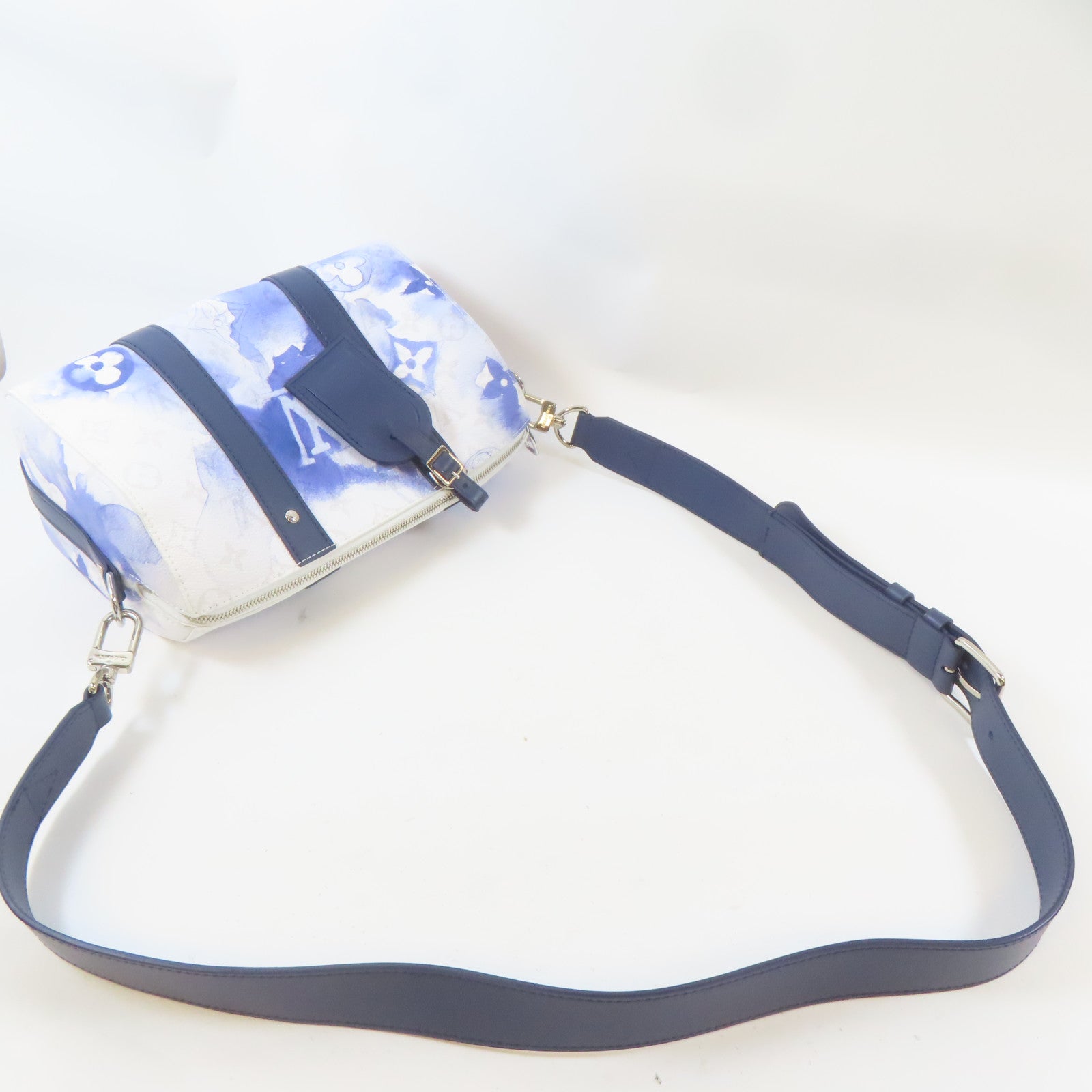 LOUIS VUITTON Monogram Watercolor City Keepall銀扣肩背袋藍色/白色