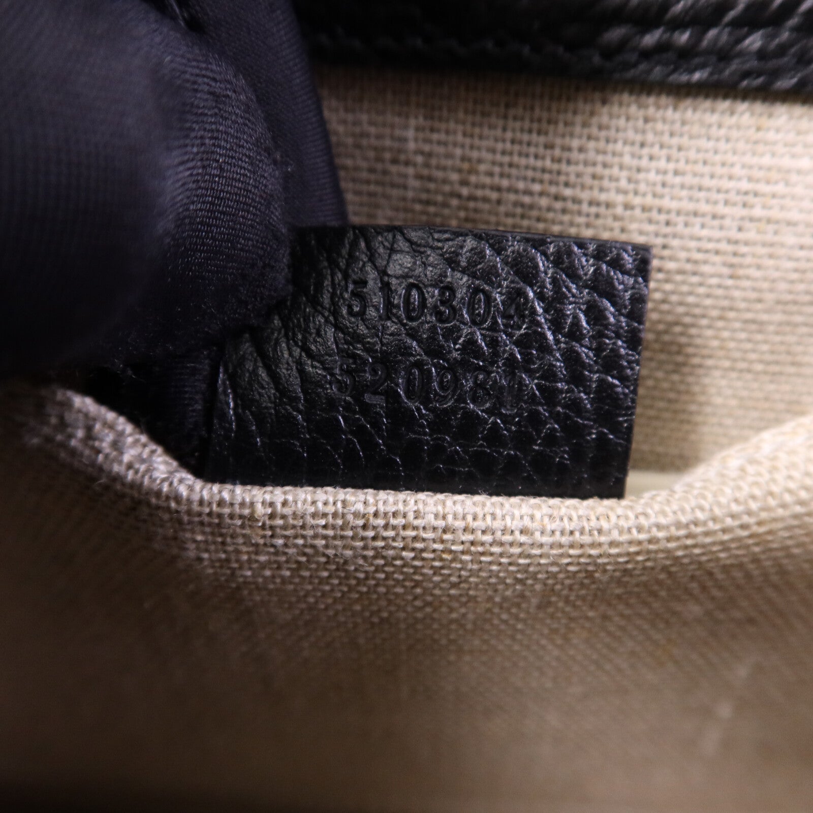 GUCCI 牛皮皮革Interlock G金扣鏈帶肩背袋