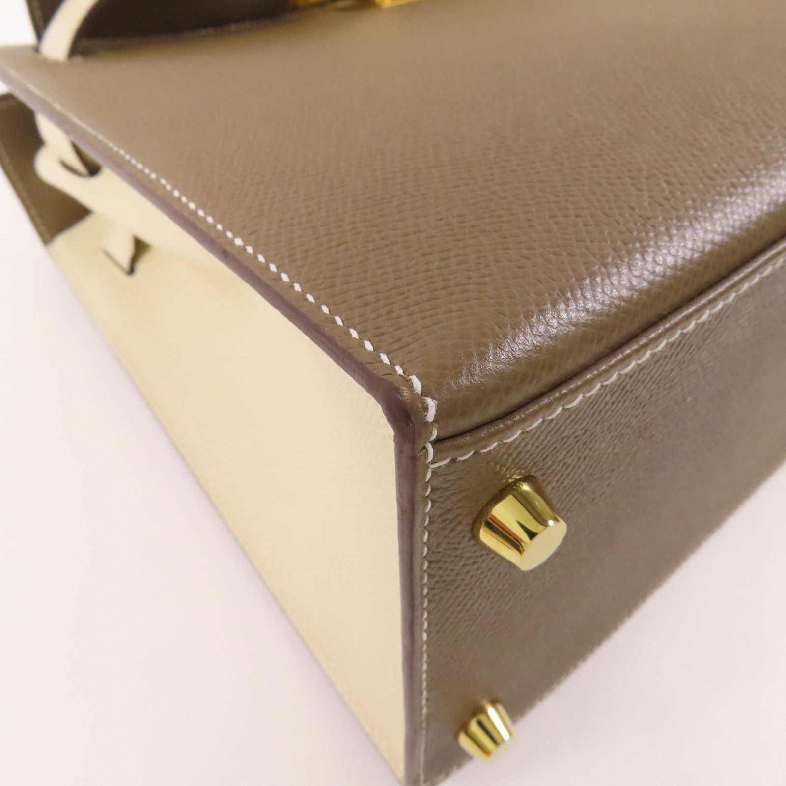 HERMES Epsom皮革Kelly 28金扣手挽肩背兩用袋18 Etoupe/Cream