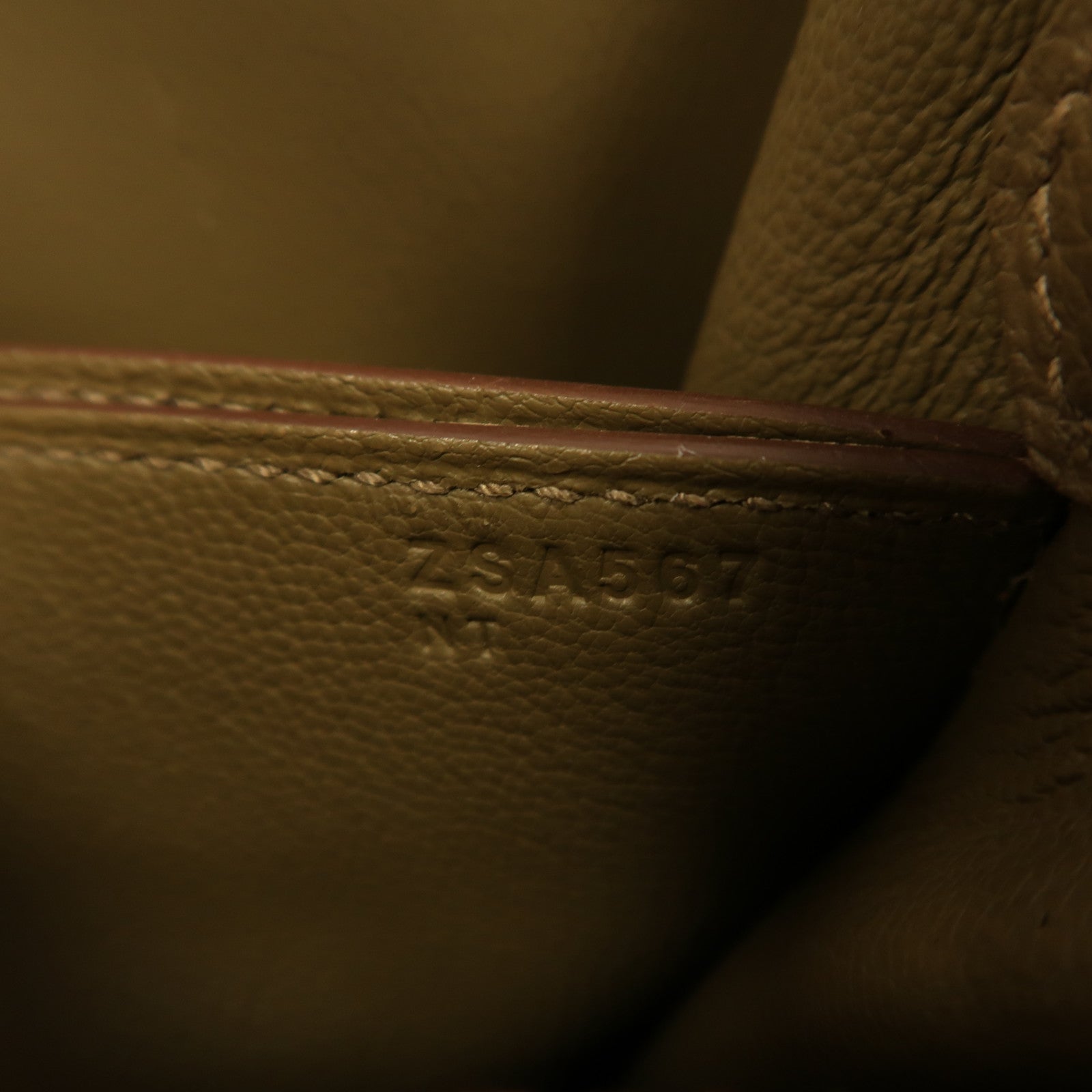 HERMES Evercolor皮革Mini Roulis銀扣肩背袋威瑪犬米色