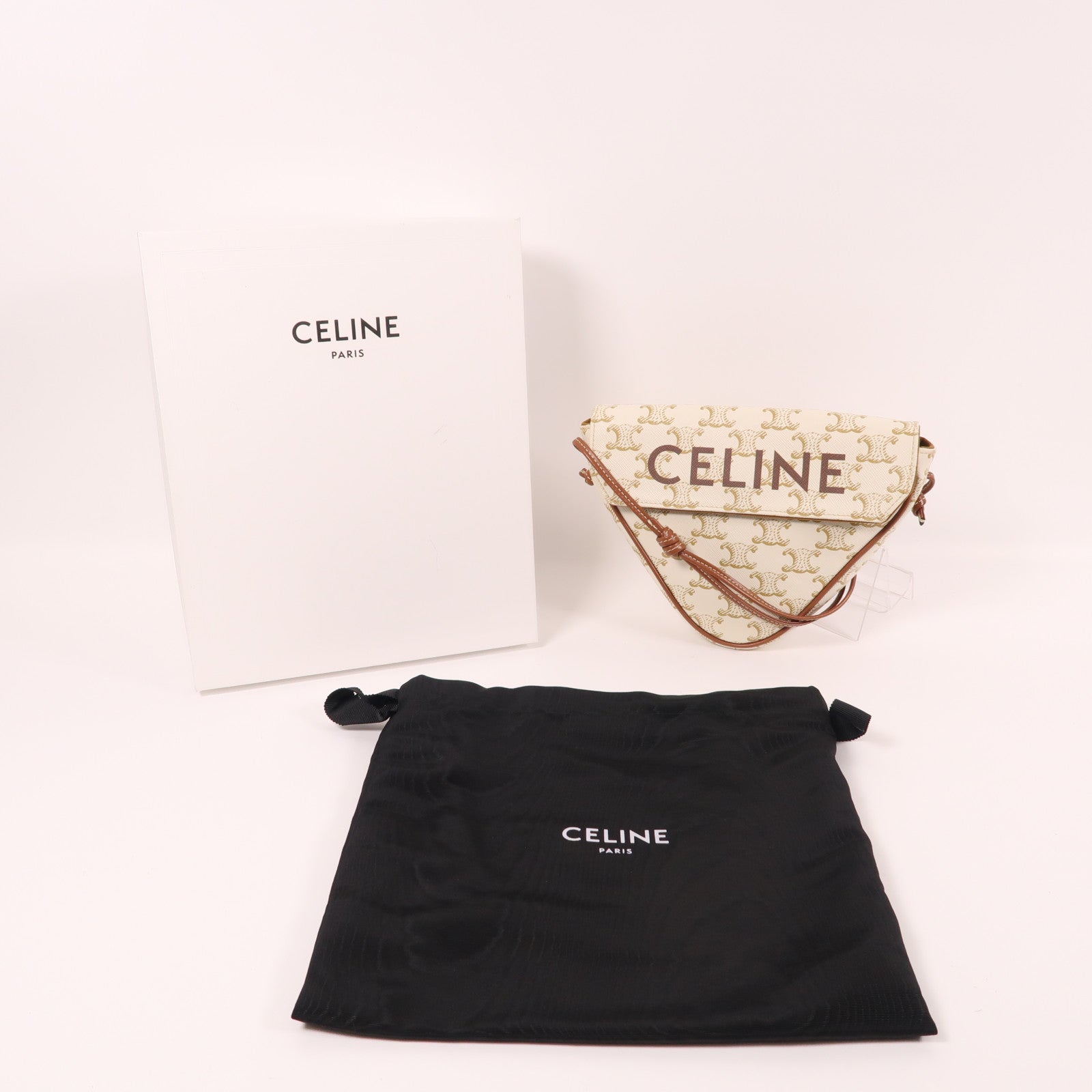 CELINE 帆布Triomphe肩背袋米色
