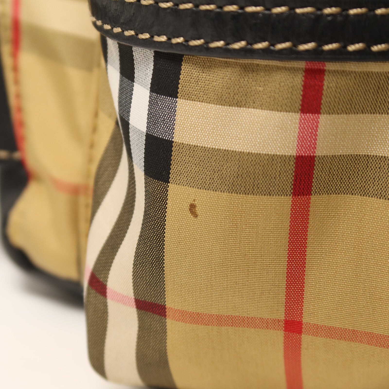 BURBERRY 棉質/尼龍Rucksack銀扣鏈帶背包