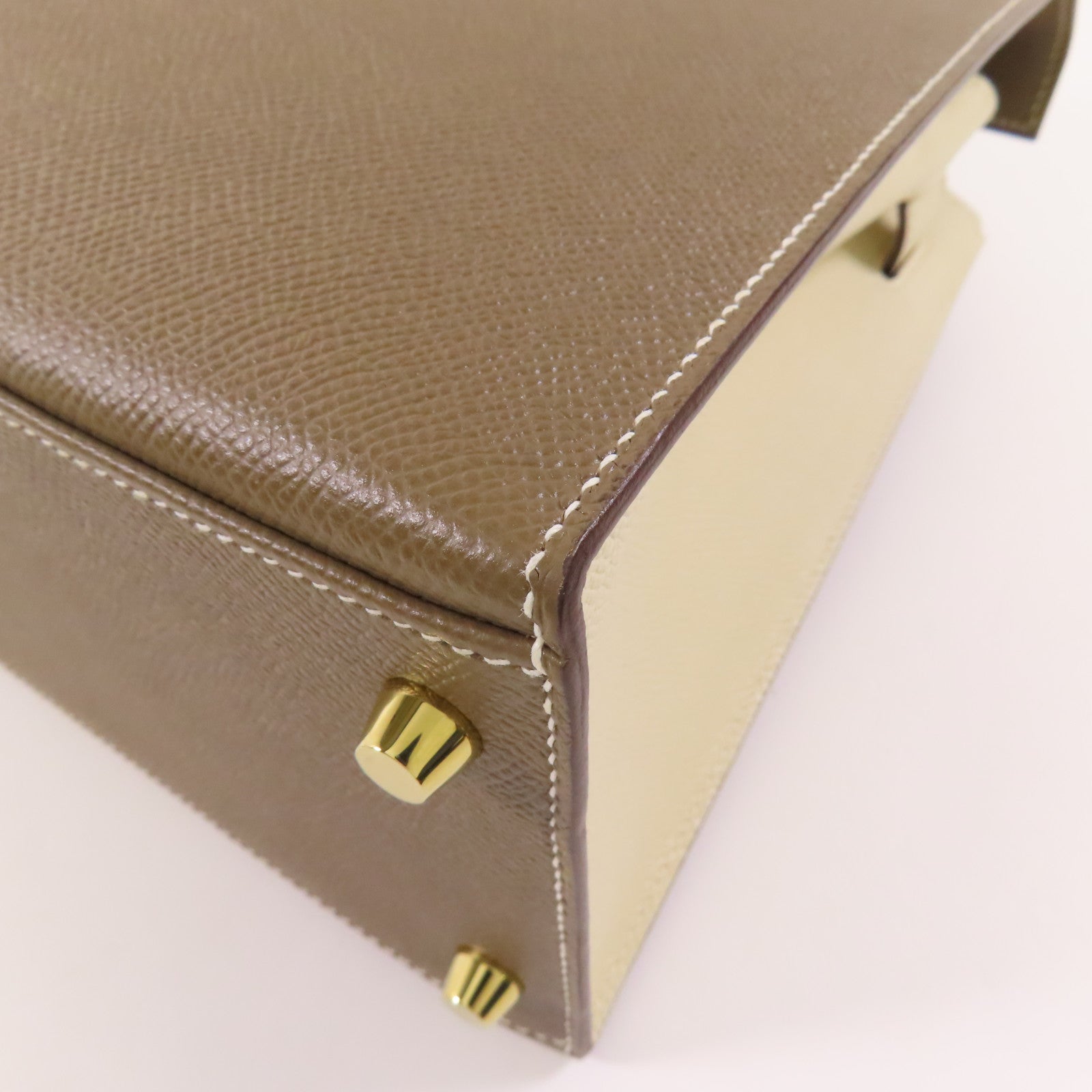 HERMES Epsom皮革Kelly 28金扣手挽肩背兩用袋18 Etoupe/Cream