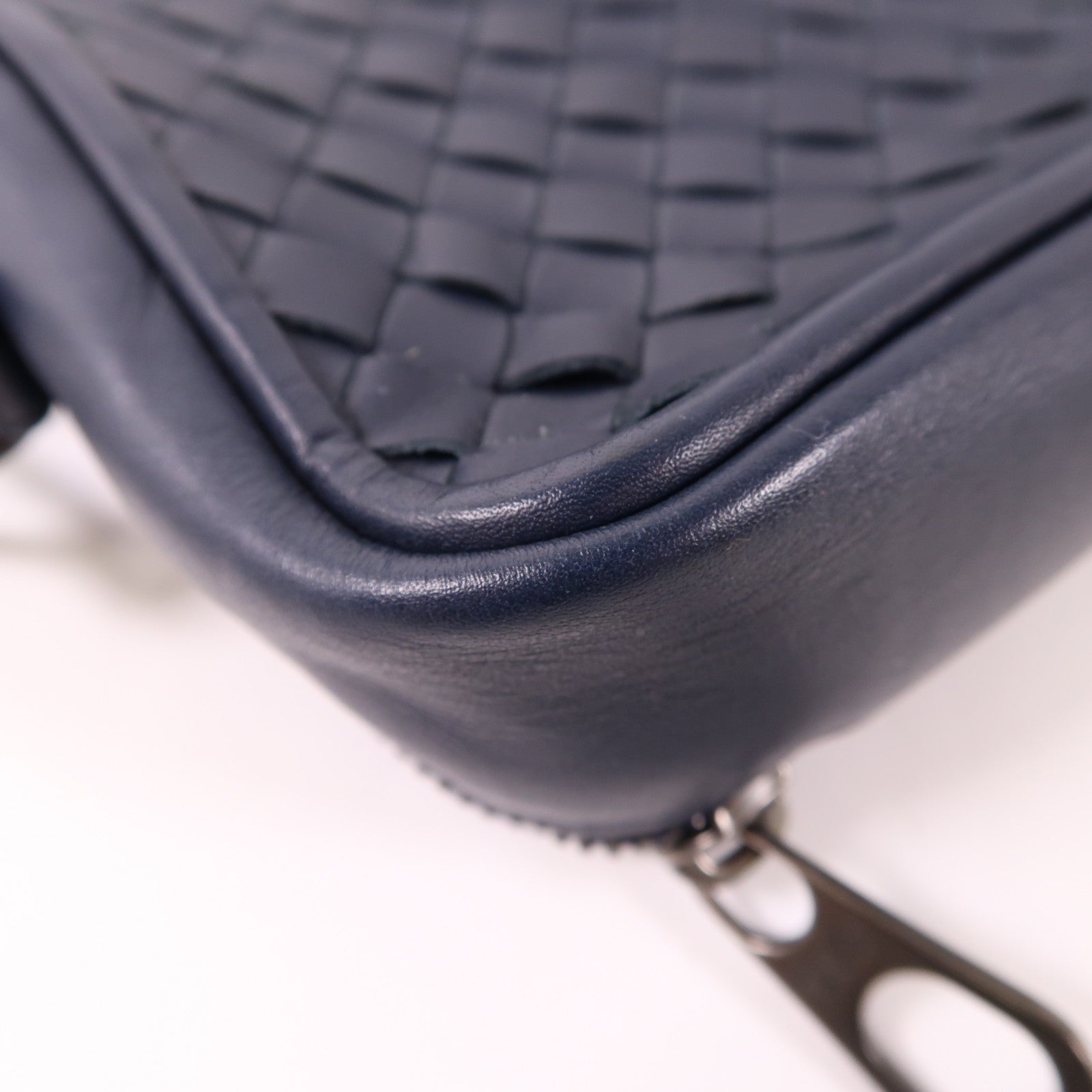 BOTTEGA VENETA 牛皮皮革Pouch小袋