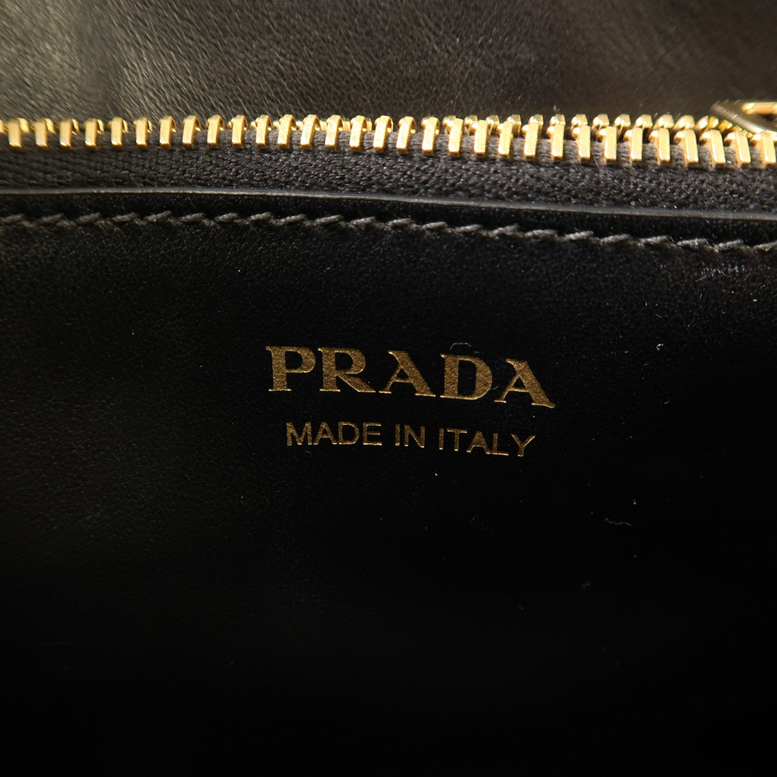 PRADA 牛皮皮革2 Way Shoulder Bag金扣手挽肩背兩用袋黑色