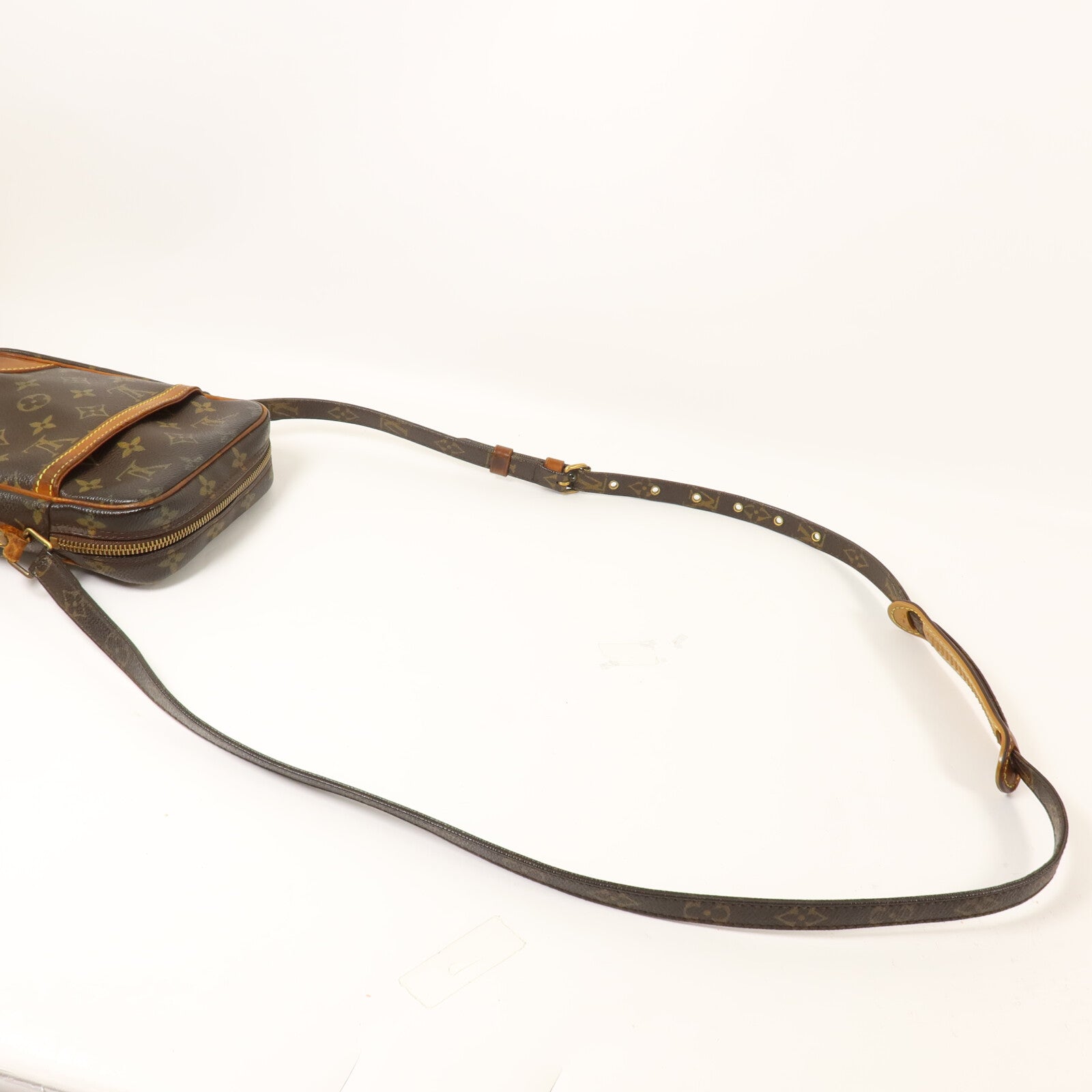 LOUIS VUITTON Monogram Danube肩背袋