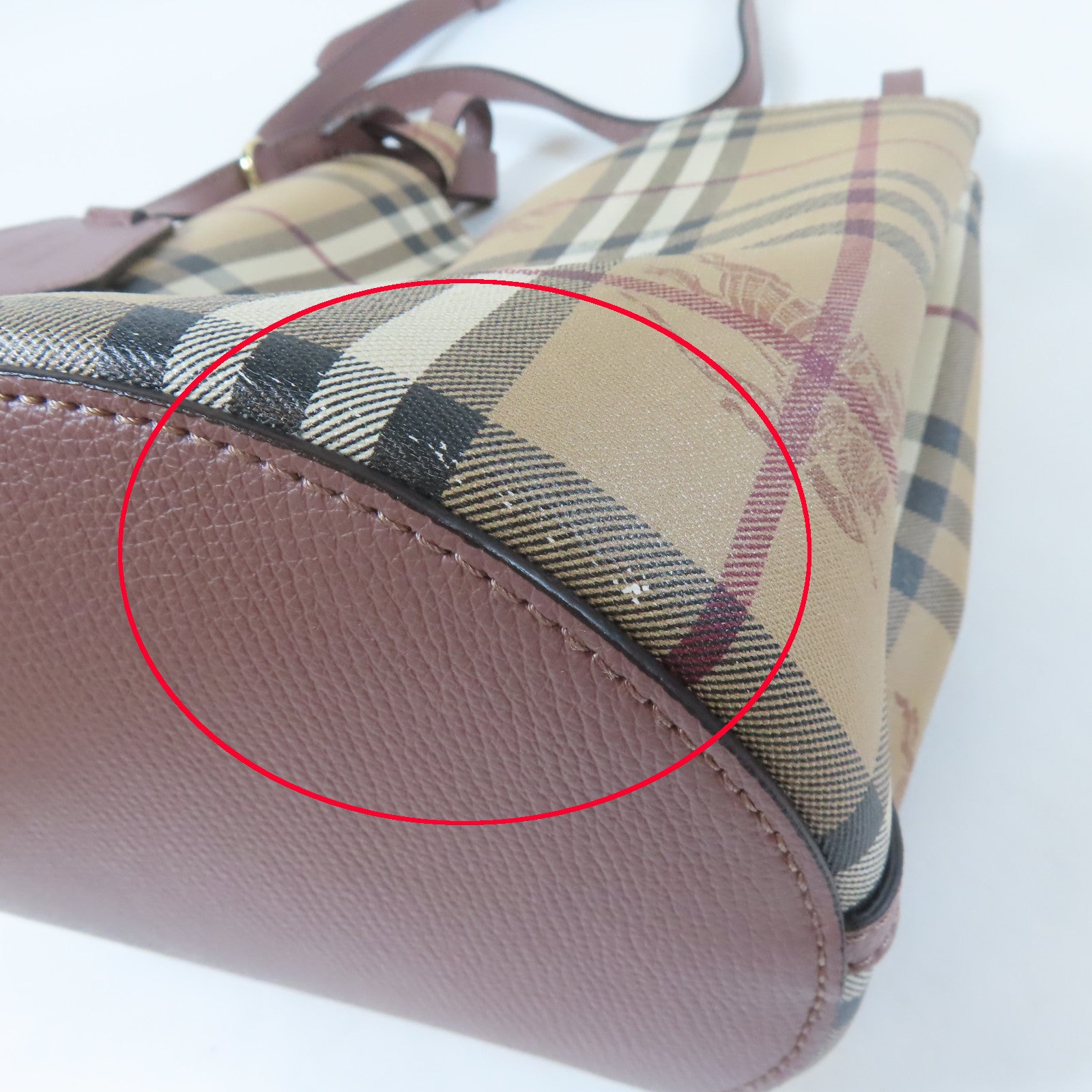 BURBERRY 塗層帆布Check Bucket金扣肩背袋卡其色