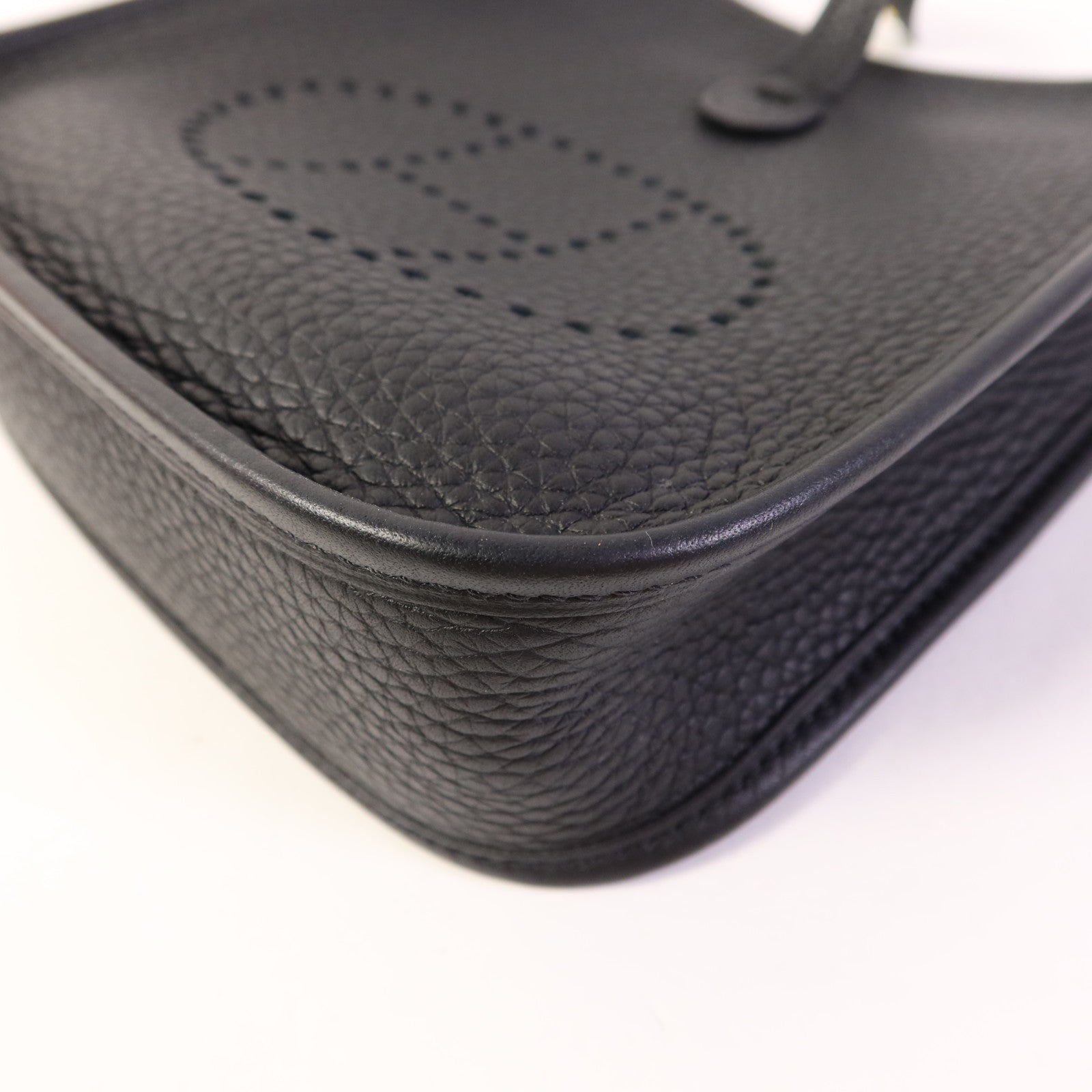 HERMES Clemence皮革Evelyne TPM金扣肩背袋Noir