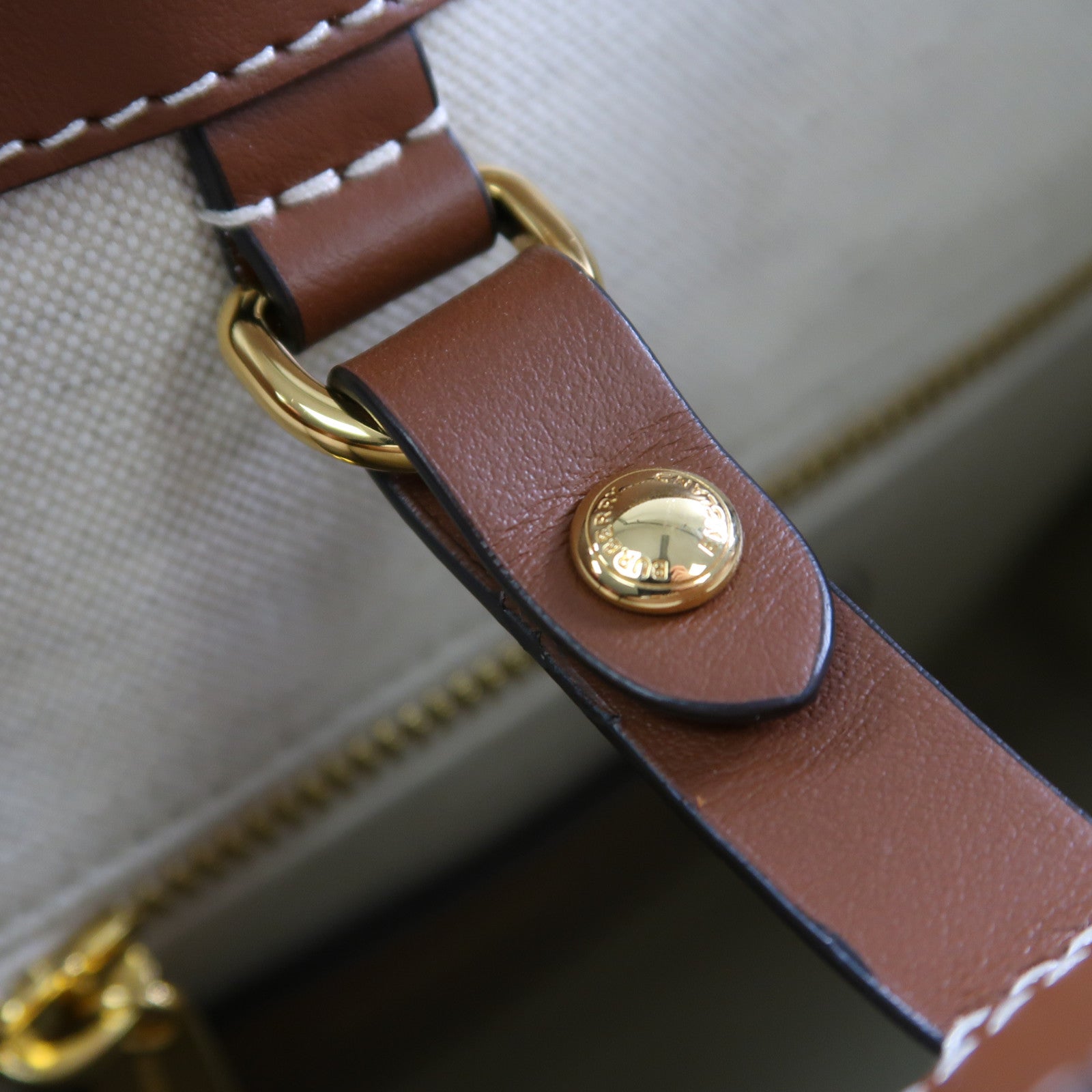 BURBERRY 帆布/皮革Shoulder Bag金扣肩背袋啡色
