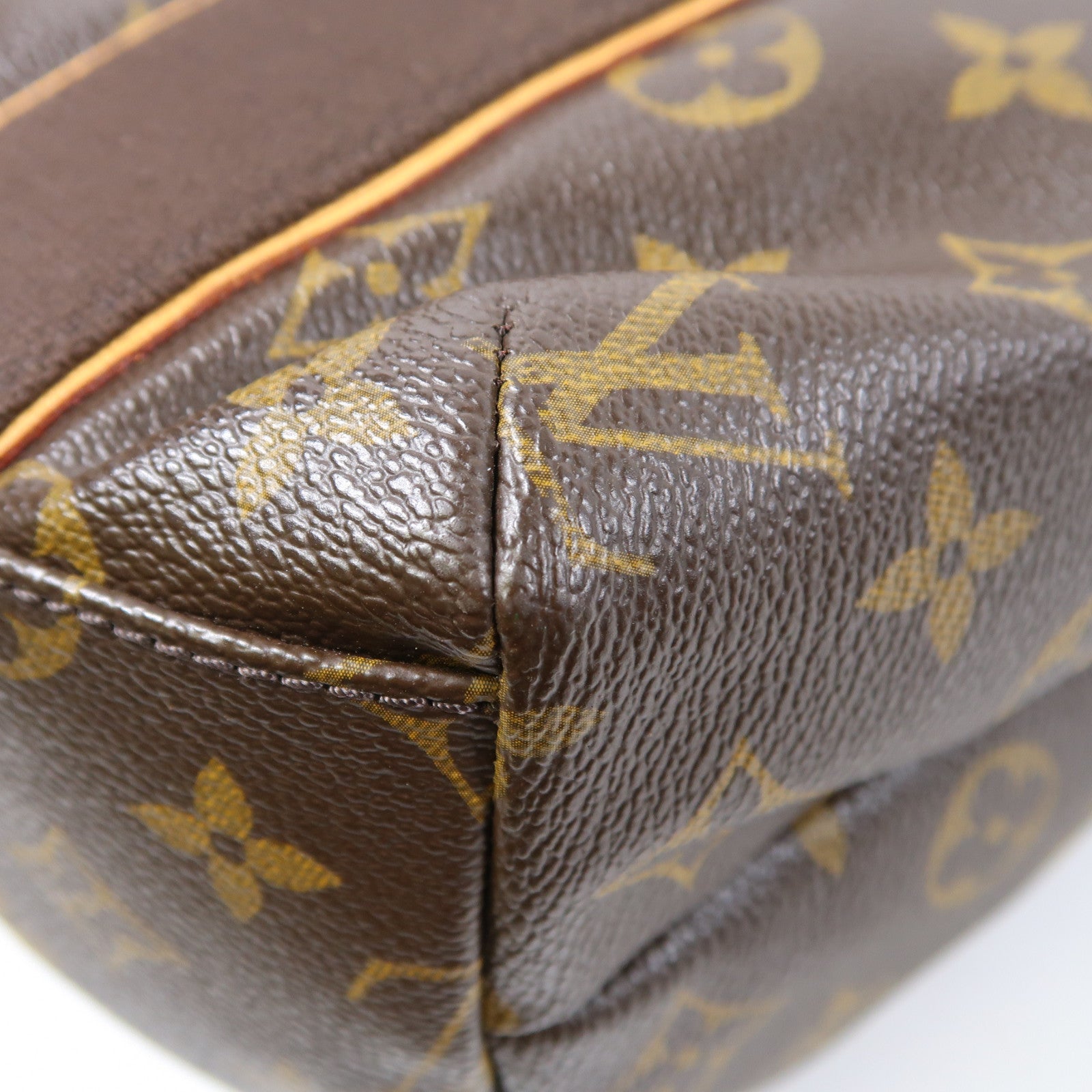 LOUIS VUITTON Monogram Beaubourg金扣手挽袋啡色