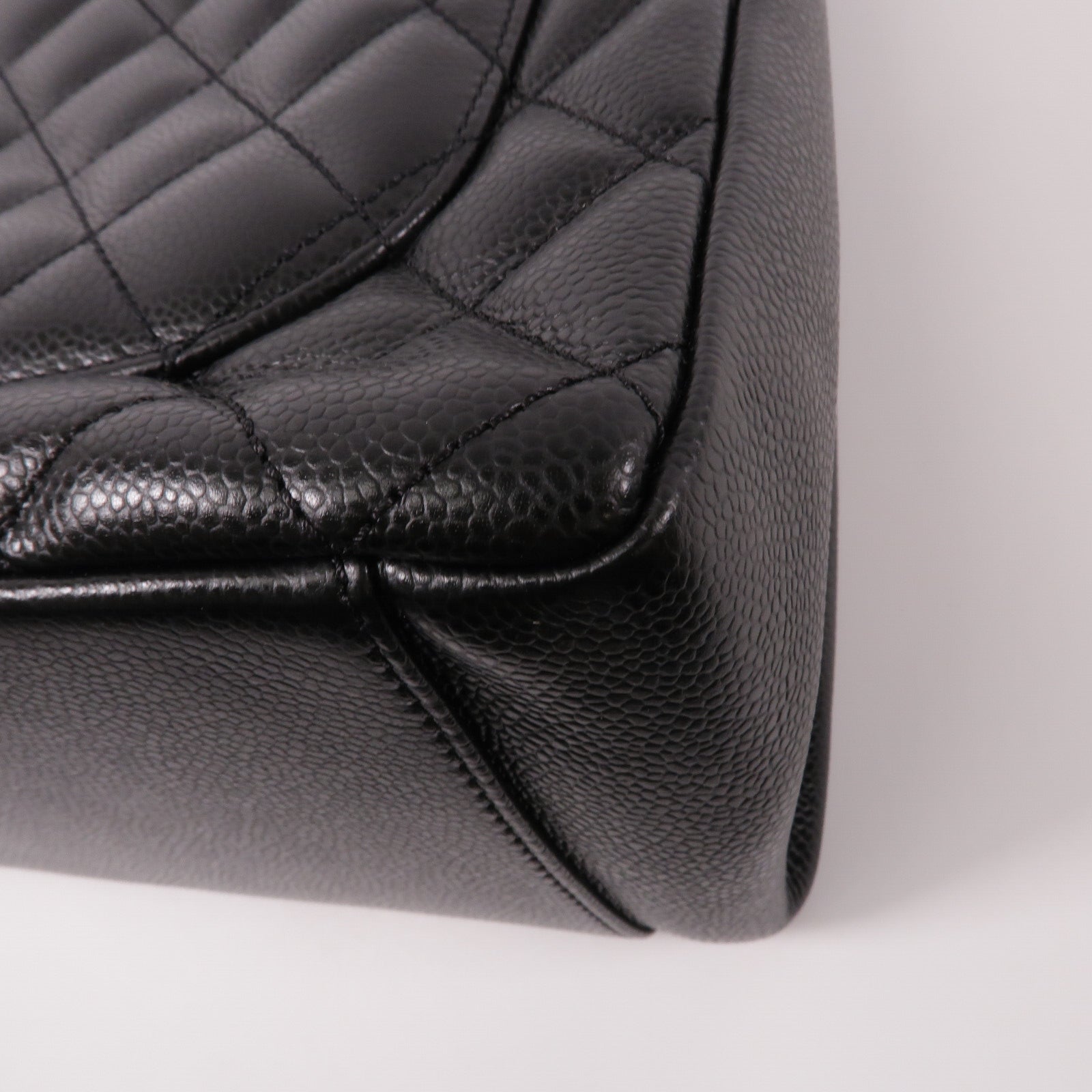 CHANEL 牛皮皮革GST Grand Shopping Tote Bag鏈帶肩背袋