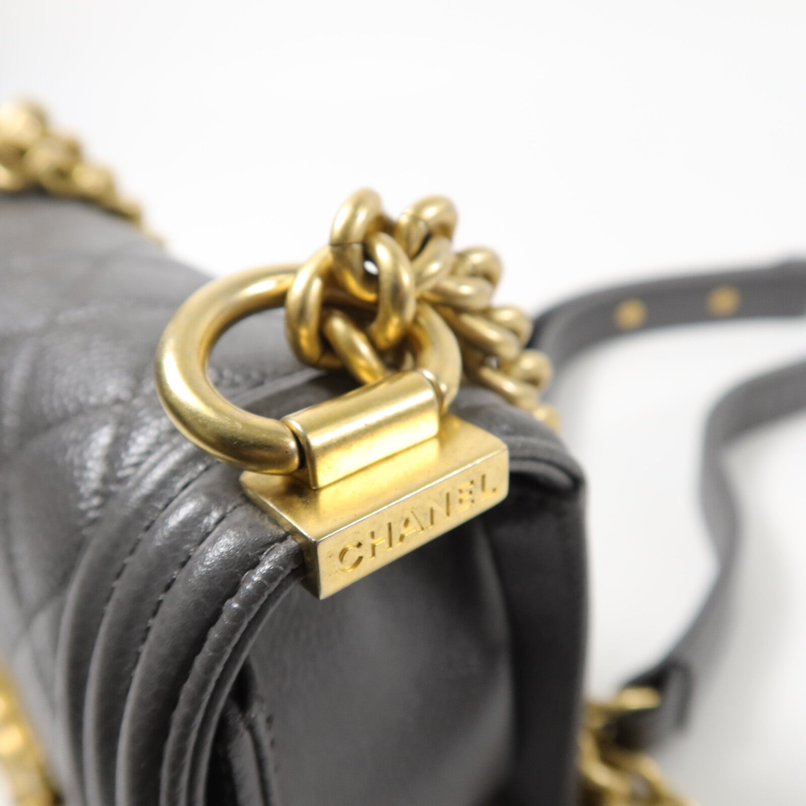 CHANEL 牛皮皮革Mini Boy鏈帶肩背袋