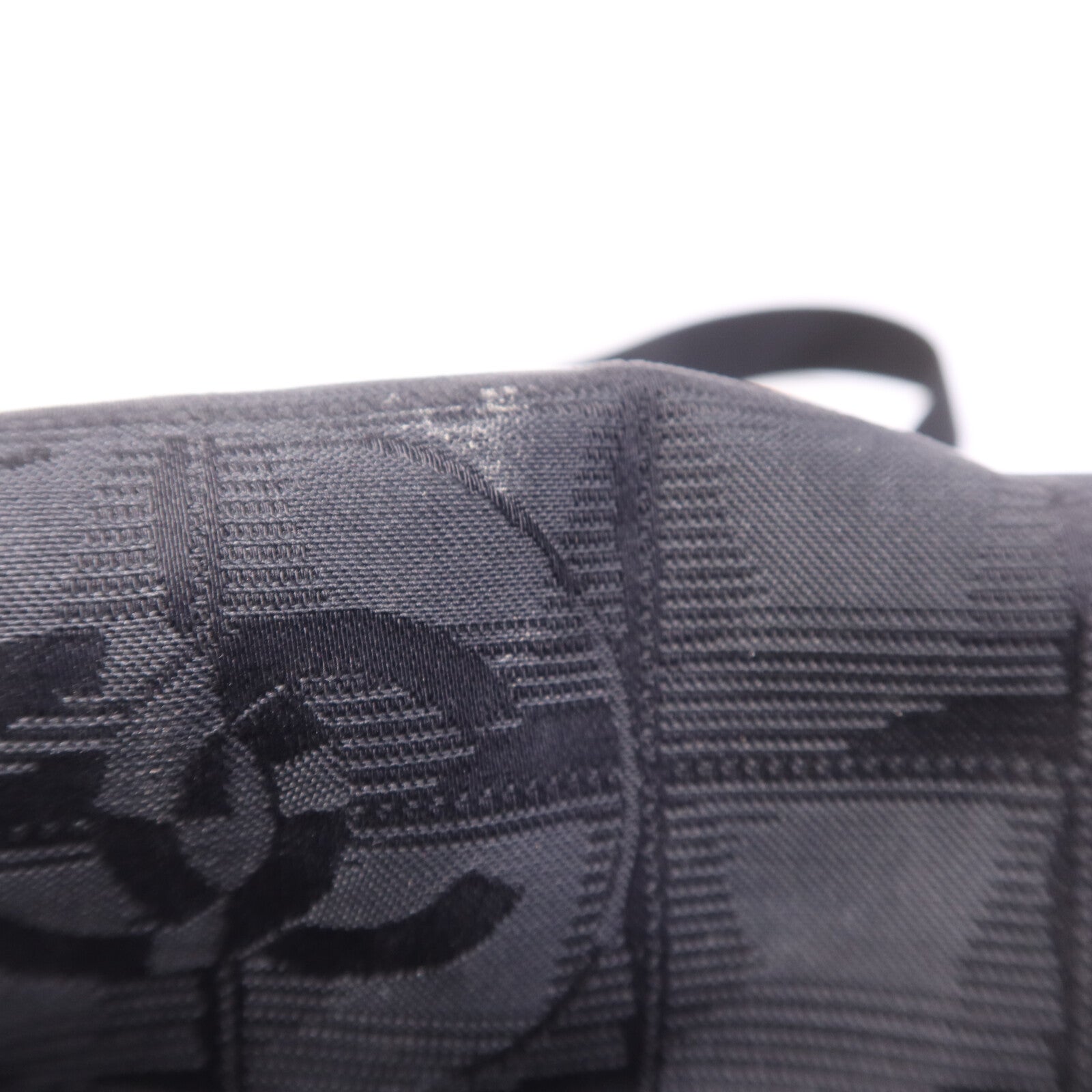 CHANEL 尼龍Travel Line金扣肩背袋