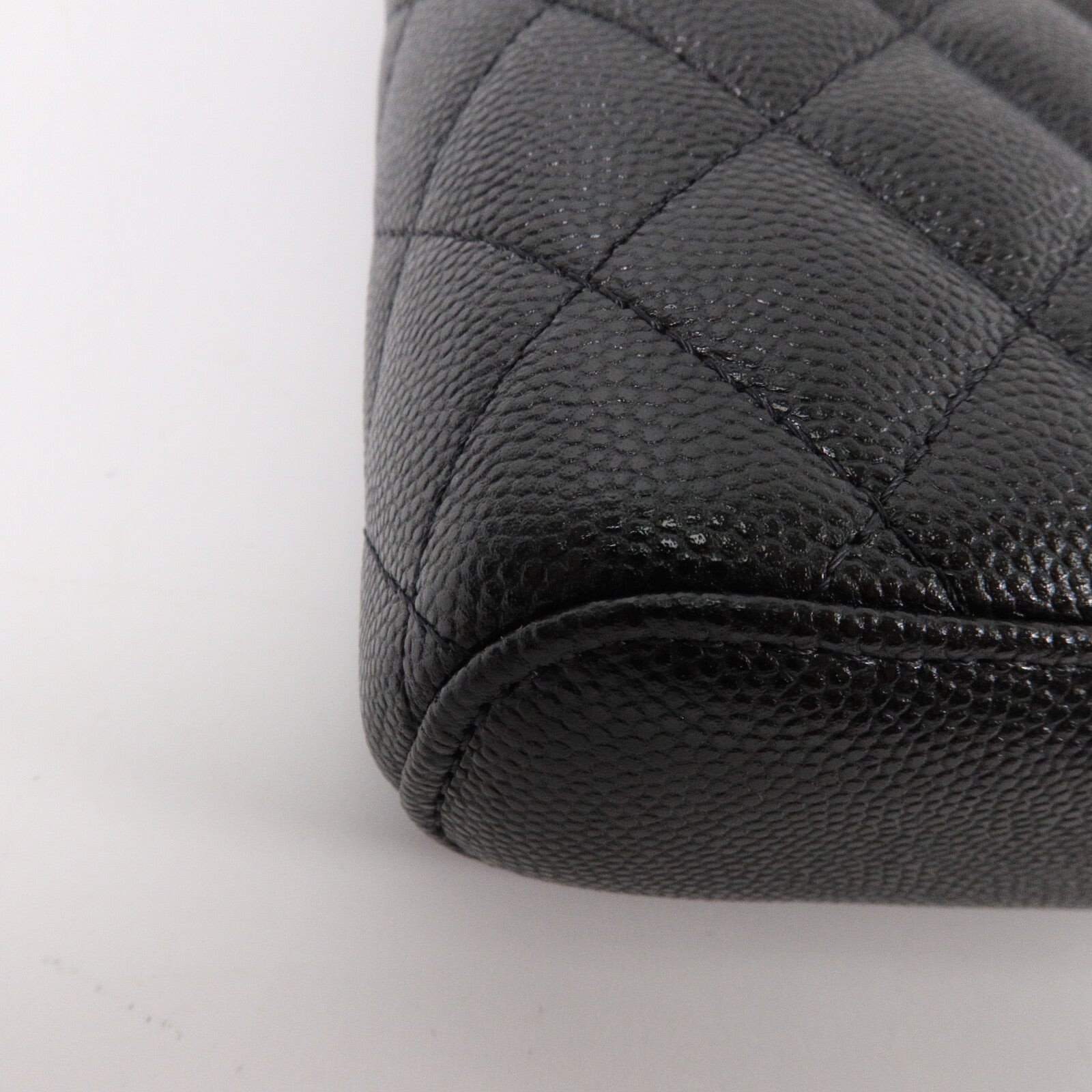 CHANEL 牛皮皮革Phone Bag鏈帶肩背袋