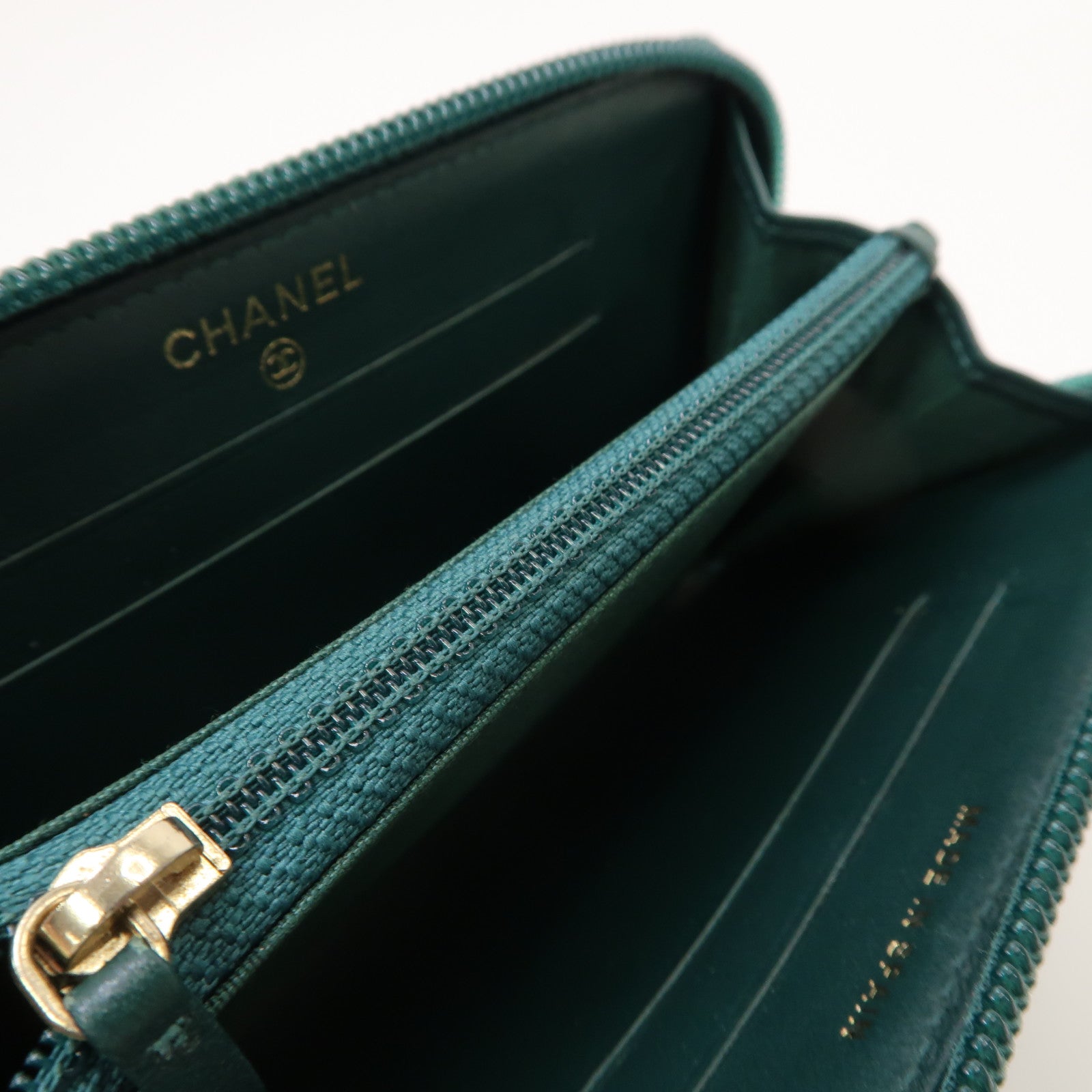 CHANEL 菱格牛皮皮革Boy Chanel Zip Wallet金扣中長錢包綠色