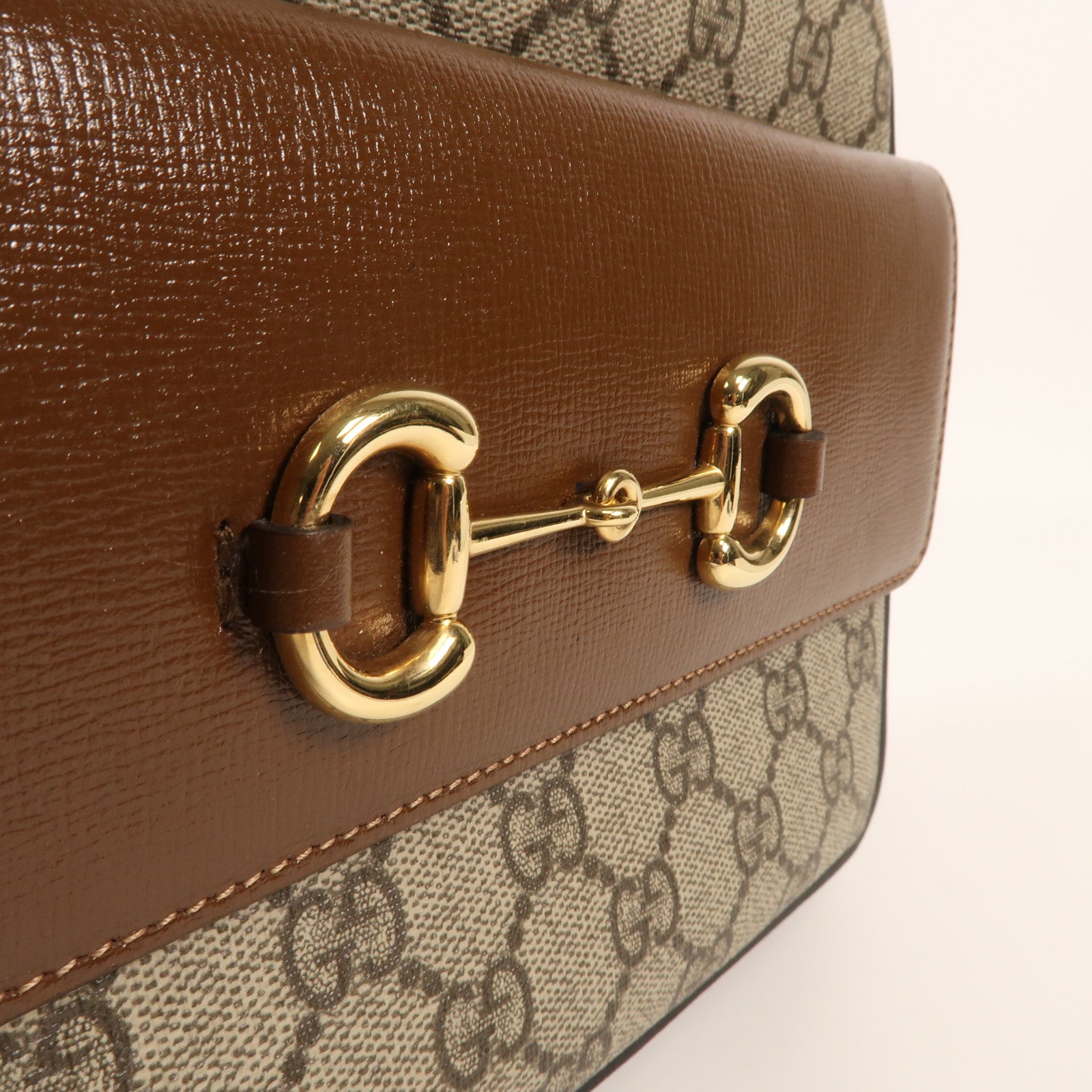 GUCCI 塗層帆布Horsebit 1955金扣肩背袋