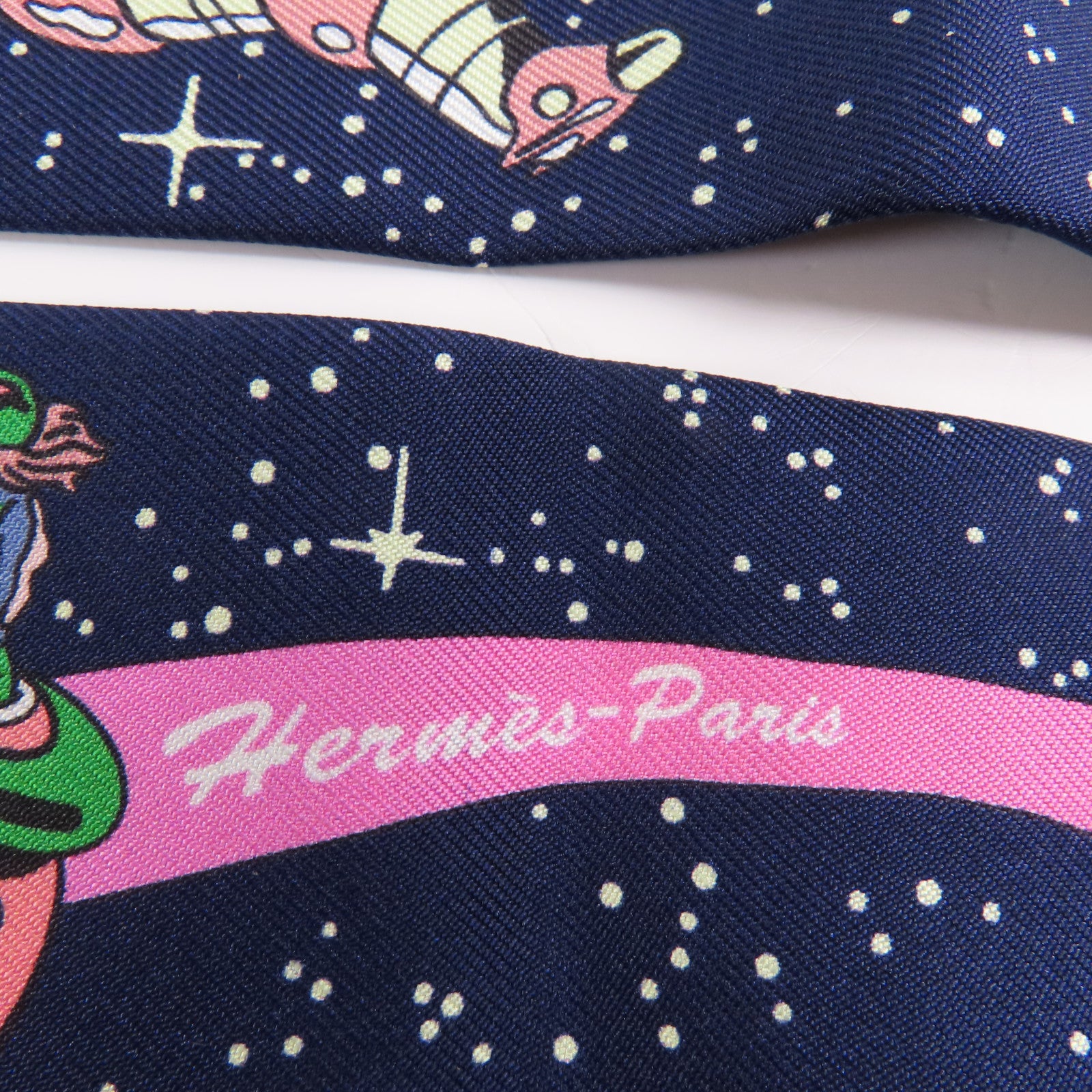 HERMES 絲質Twilly絲巾
