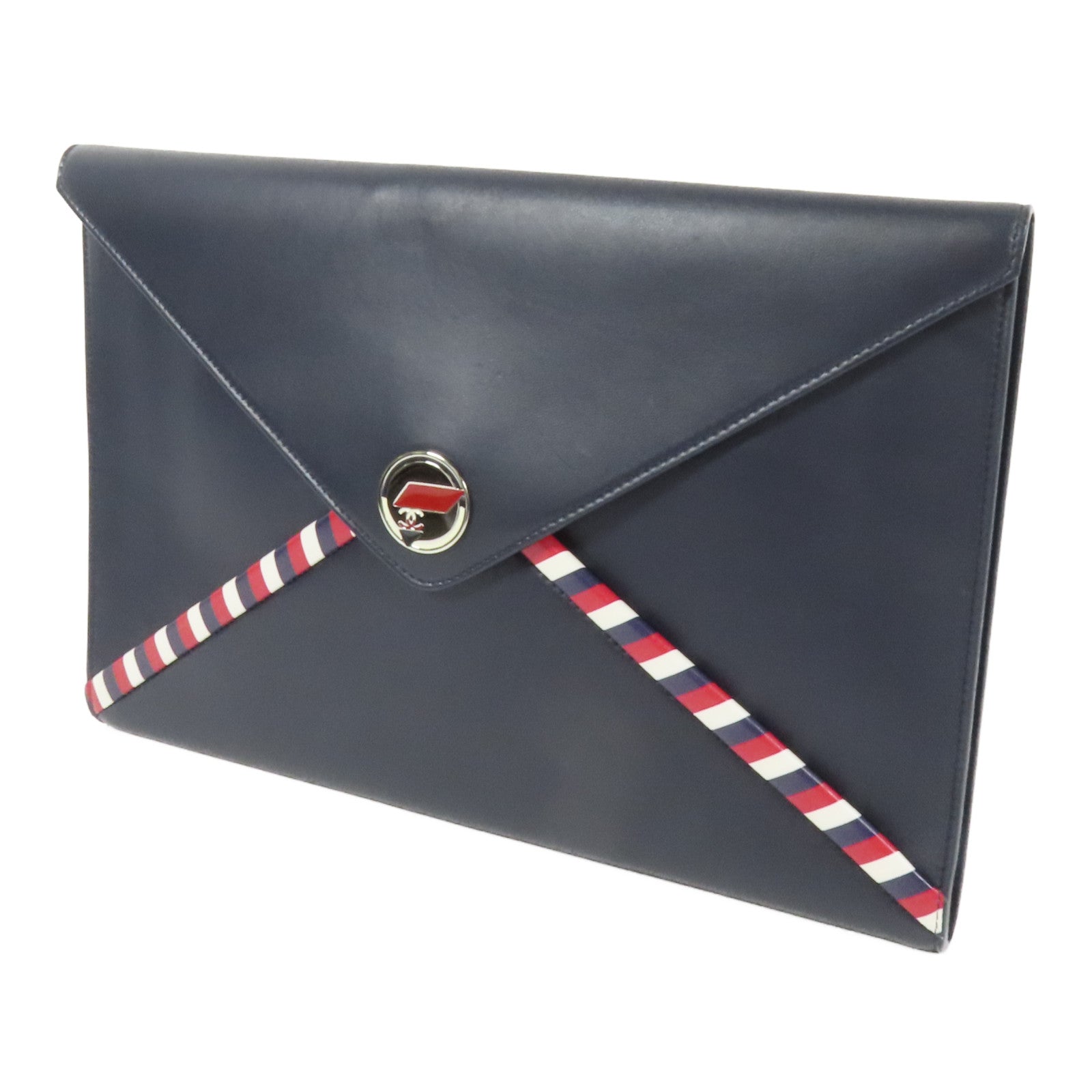 CHANEL 羊皮皮革Pouch銀扣手拿包