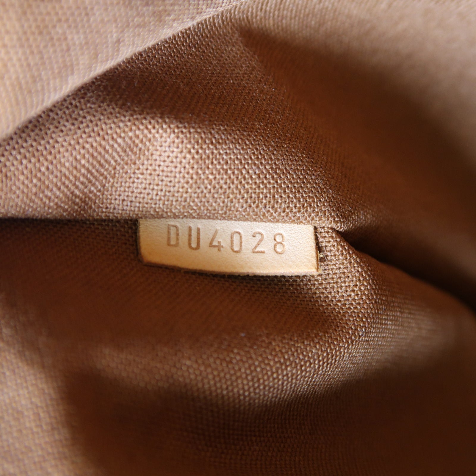 LOUIS VUITTON Monogram Beaubourg金扣手挽袋啡色