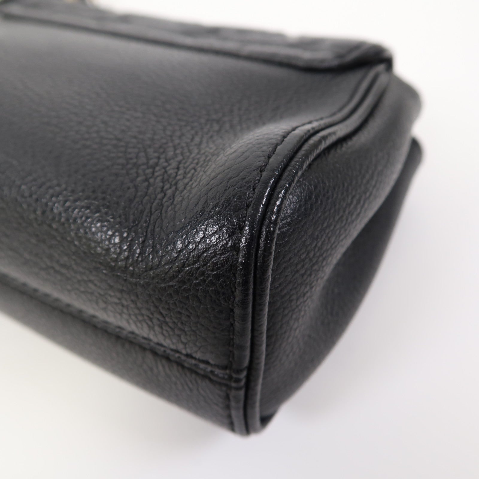 LOUIS VUITTON Monogram Empreinte Saint Germain BB金扣鏈帶肩背袋黑色
