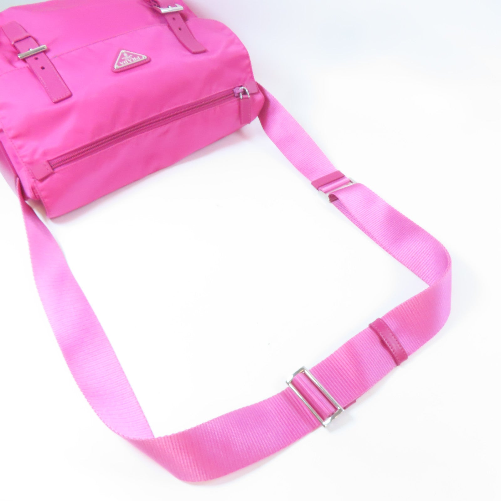 PRADA 尼龍Messenger Bag銀扣肩背袋粉紅色