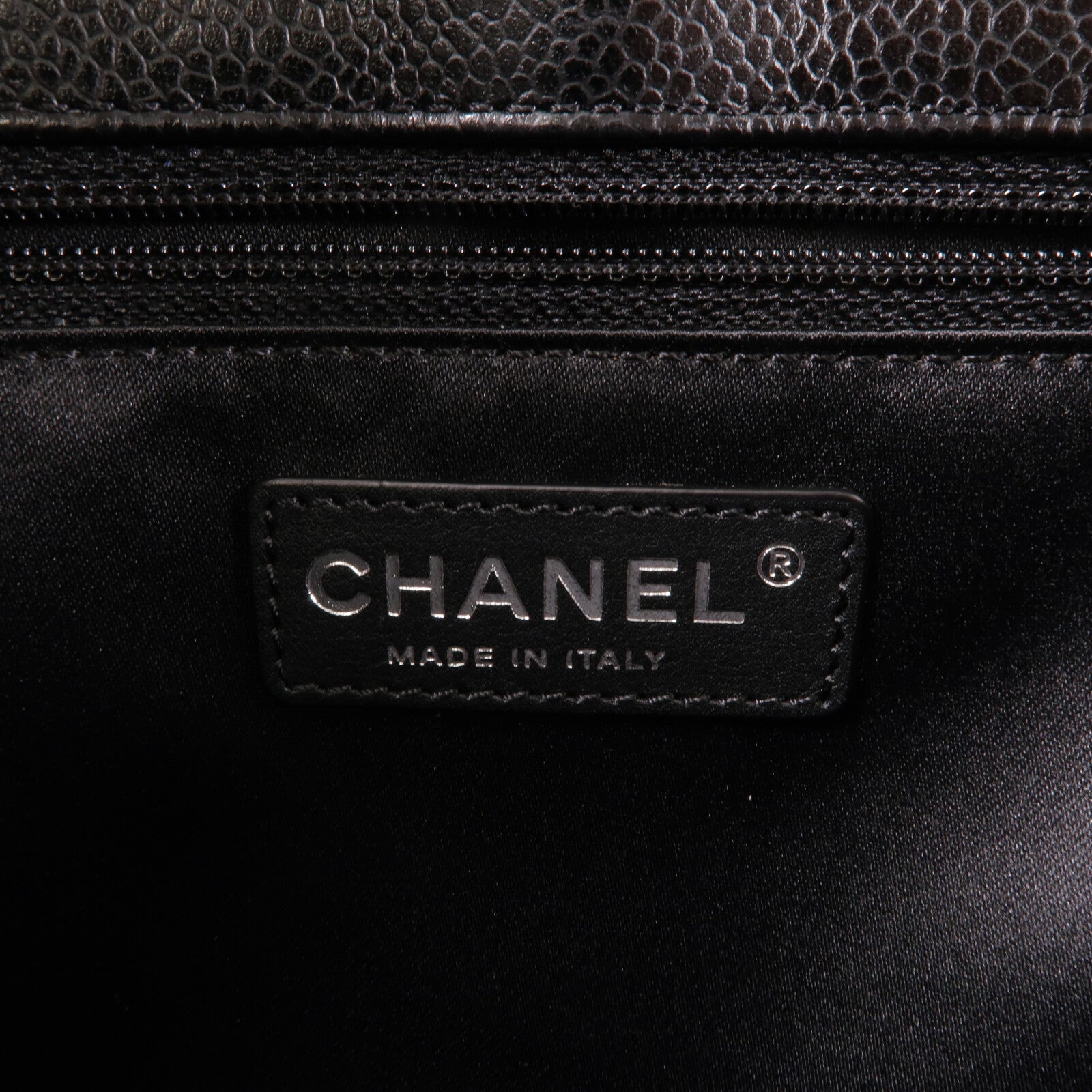 CHANEL 牛皮皮革GST Grand Shopping Tote Bag鏈帶肩背袋