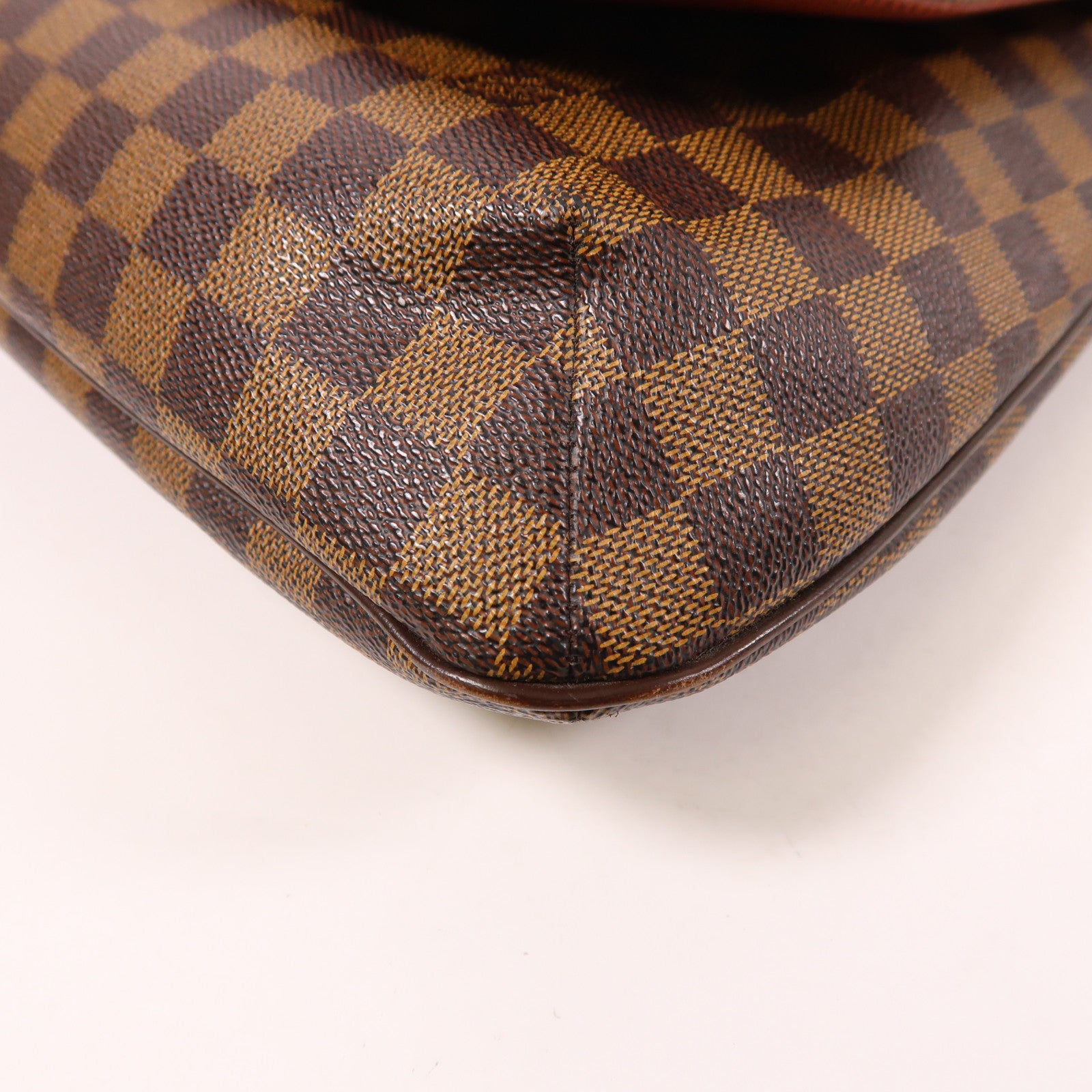 LOUIS VUITTON 【激減優惠】Damier Musette金扣肩背袋