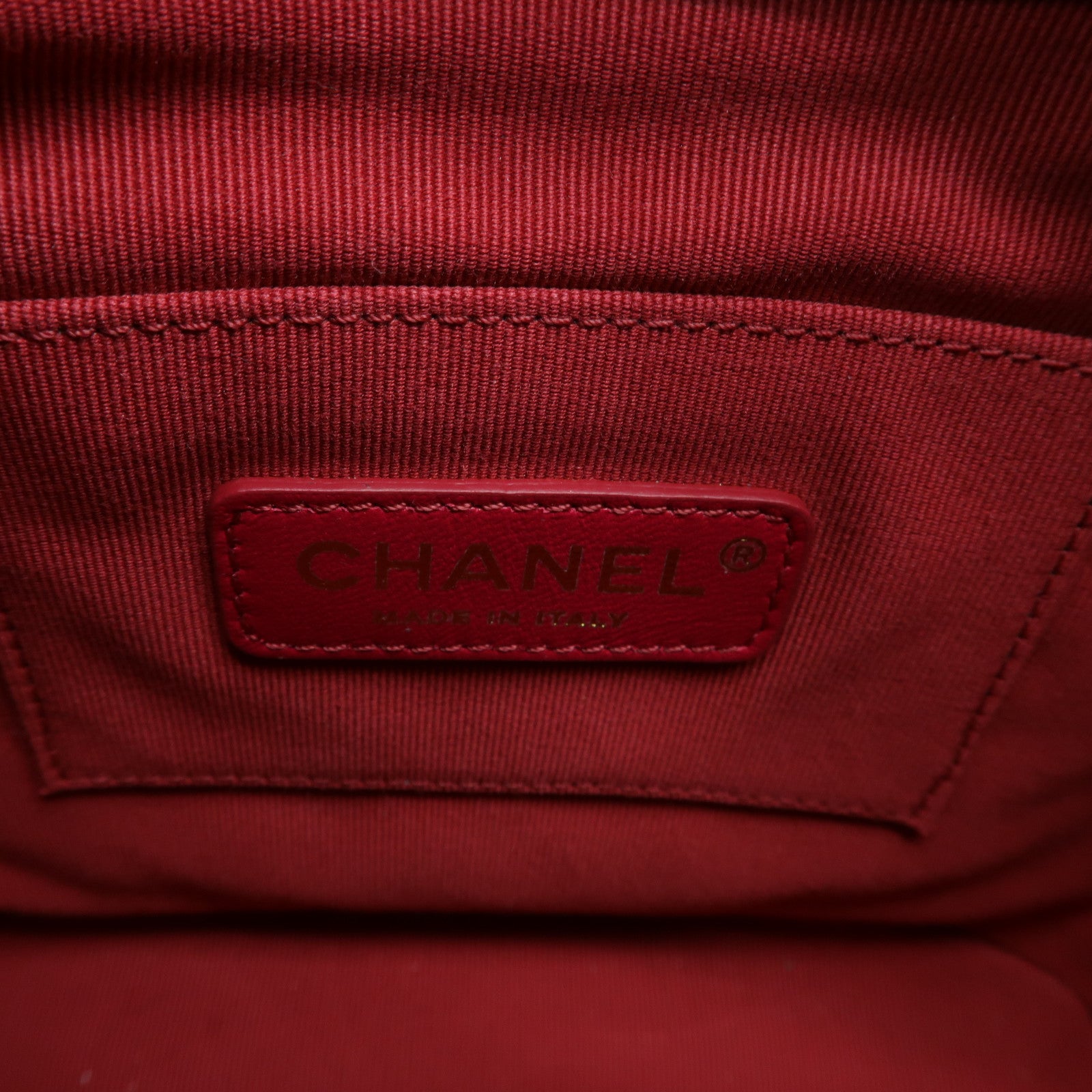 CHANEL 【激減優惠】菱格皮革Small Hobo金扣肩背袋黑色