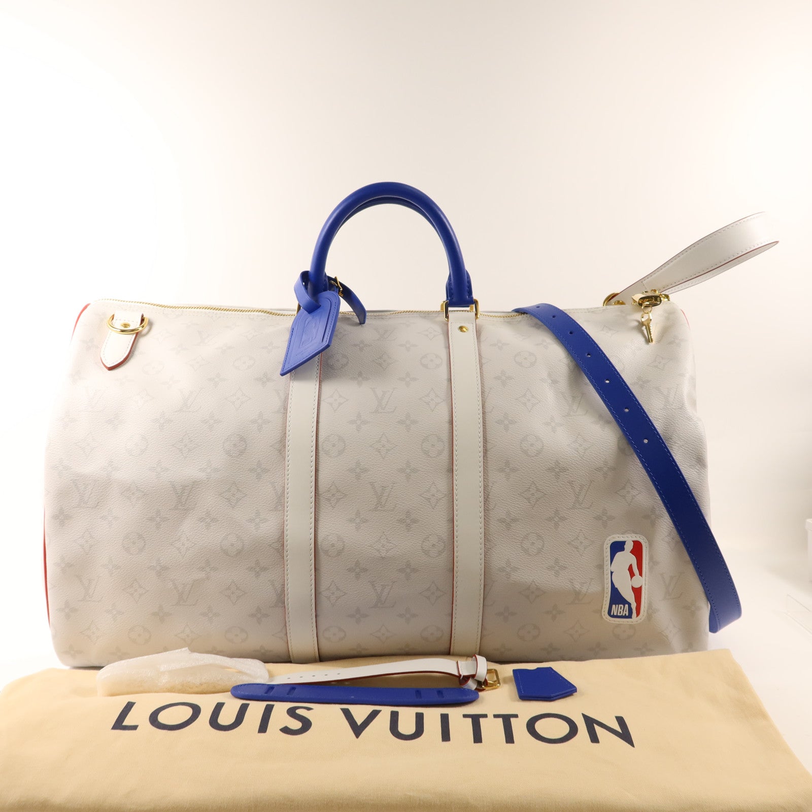LOUIS VUITTON Monogram Antarctica LV X NBA Keepall Bandouliere55金扣手挽肩背兩用袋
