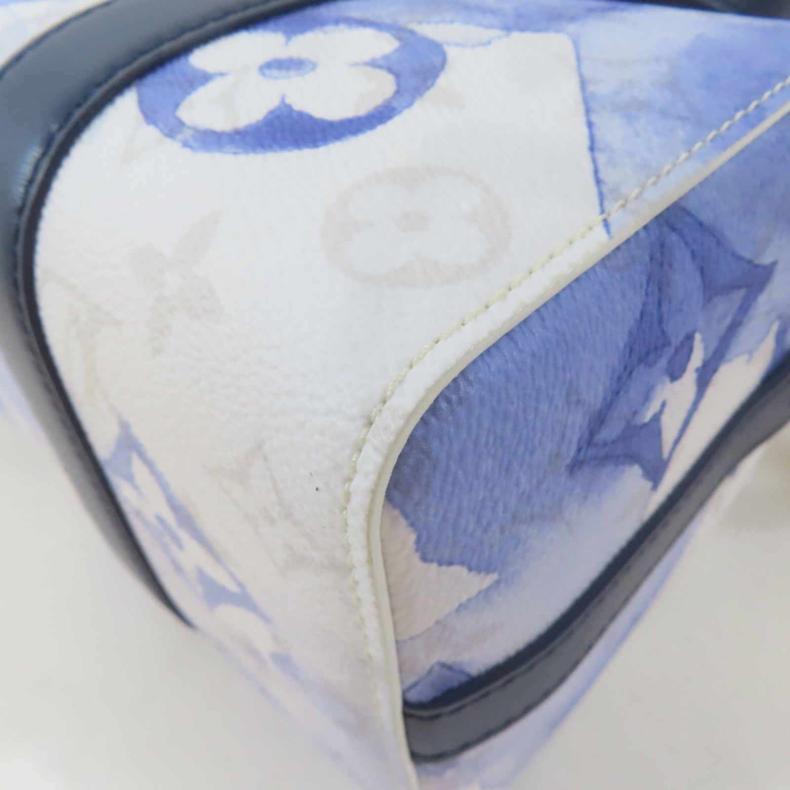 LOUIS VUITTON Monogram Watercolor City Keepall銀扣肩背袋藍色/白色