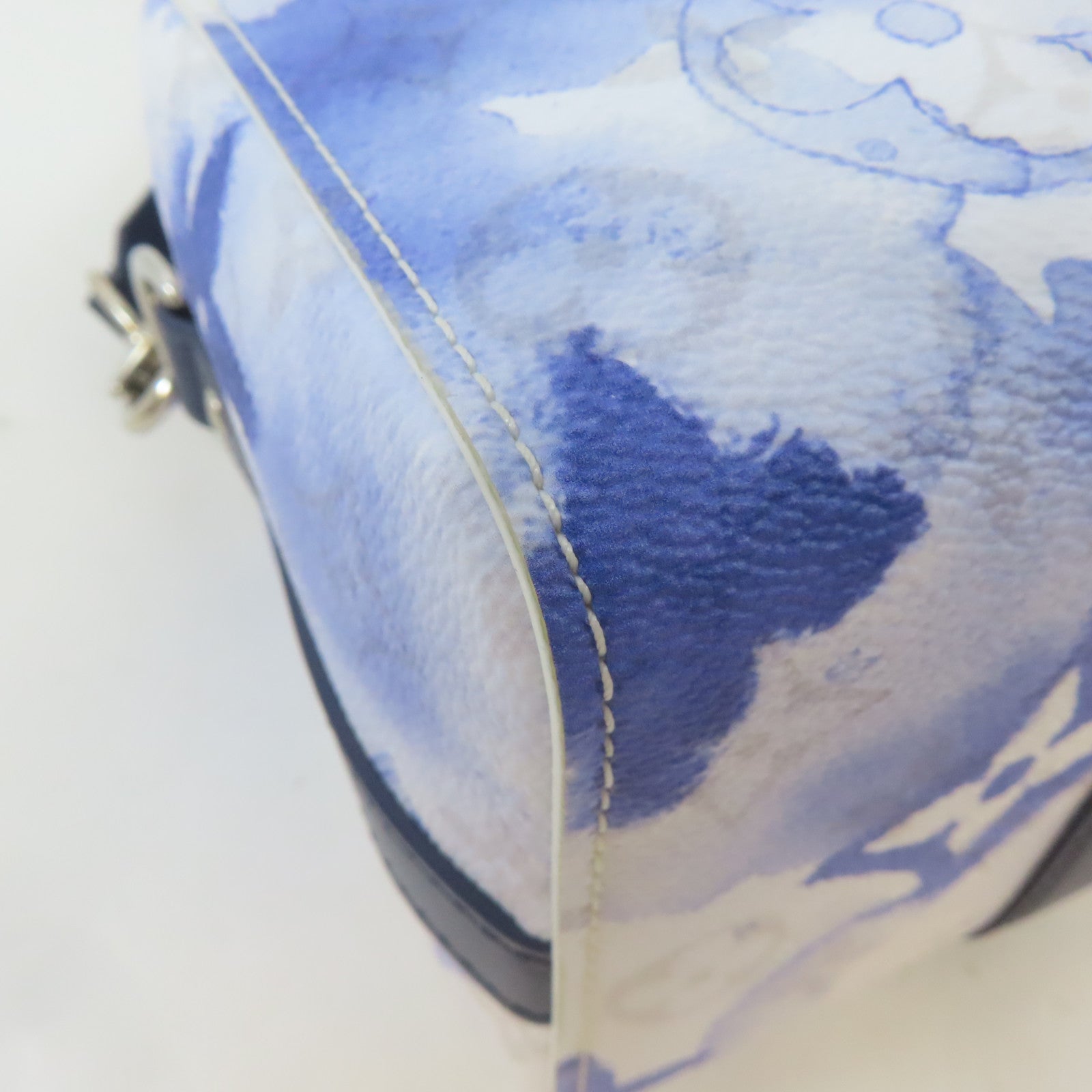LOUIS VUITTON Monogram Watercolor City Keepall銀扣肩背袋藍色/白色