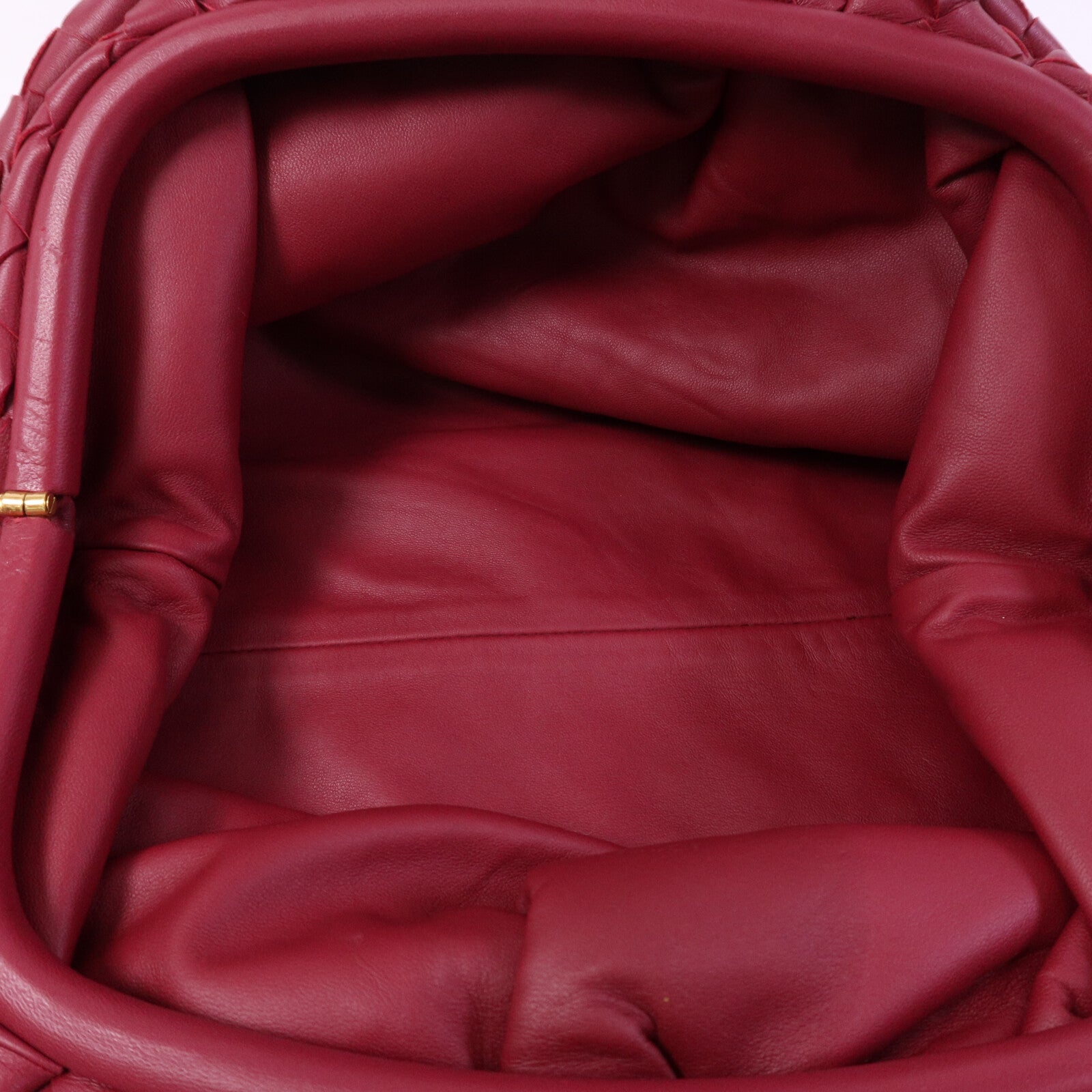 BOTTEGA VENETA 皮革Saddle Pouch金扣手拿包
