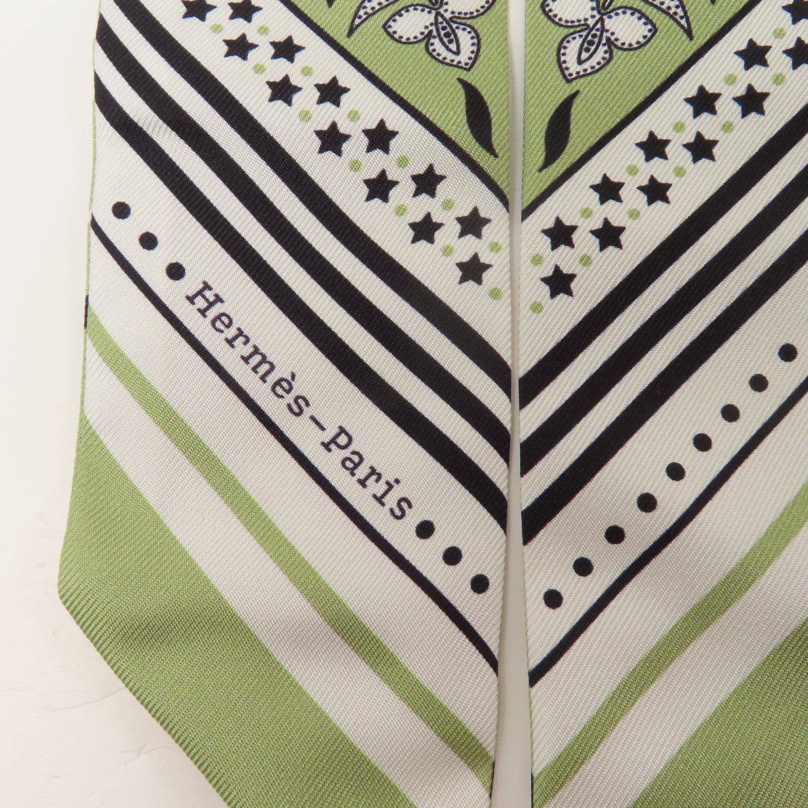 HERMES 絲質Twilly絲巾