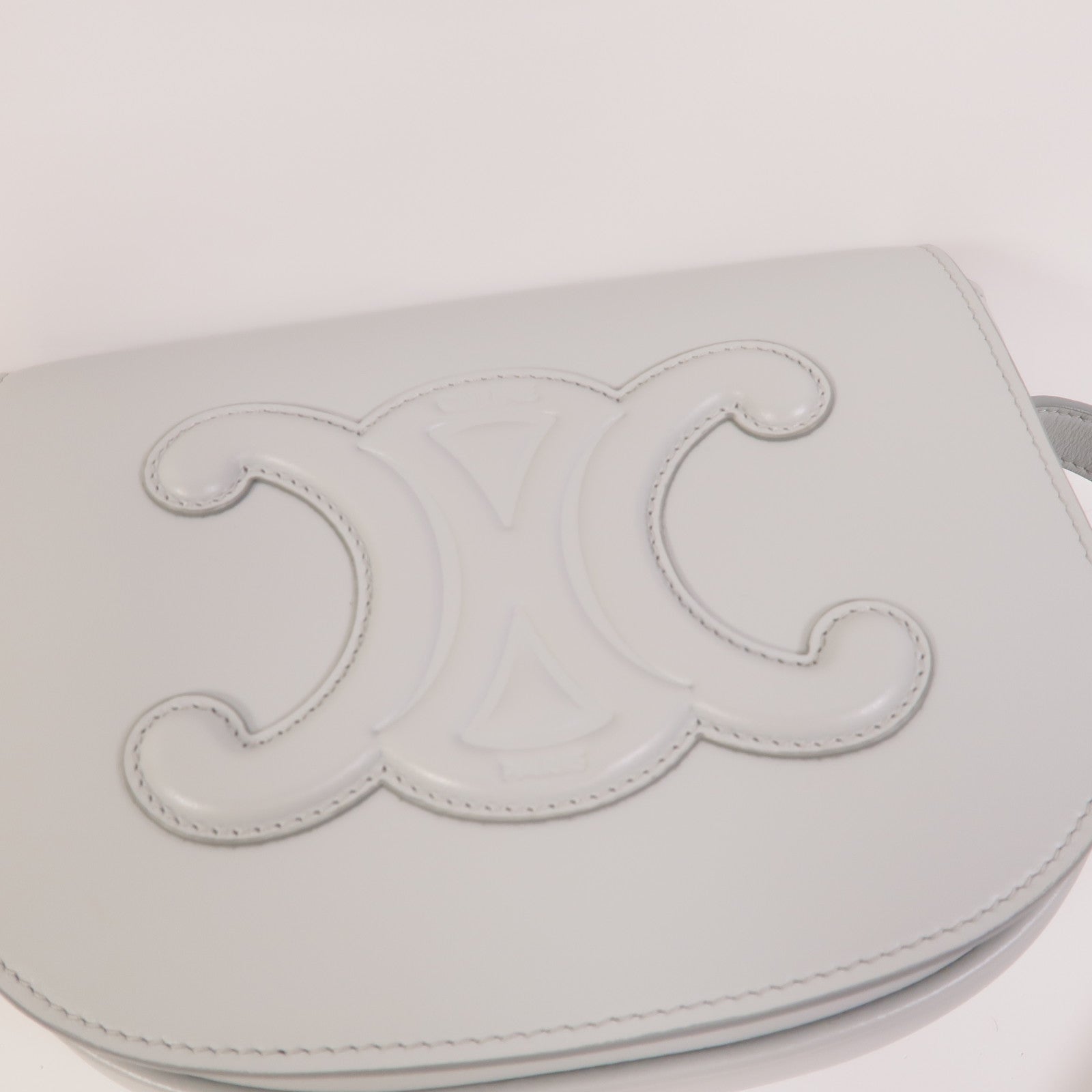 CELINE 牛皮皮革Folco Cuir Triomphe肩背袋