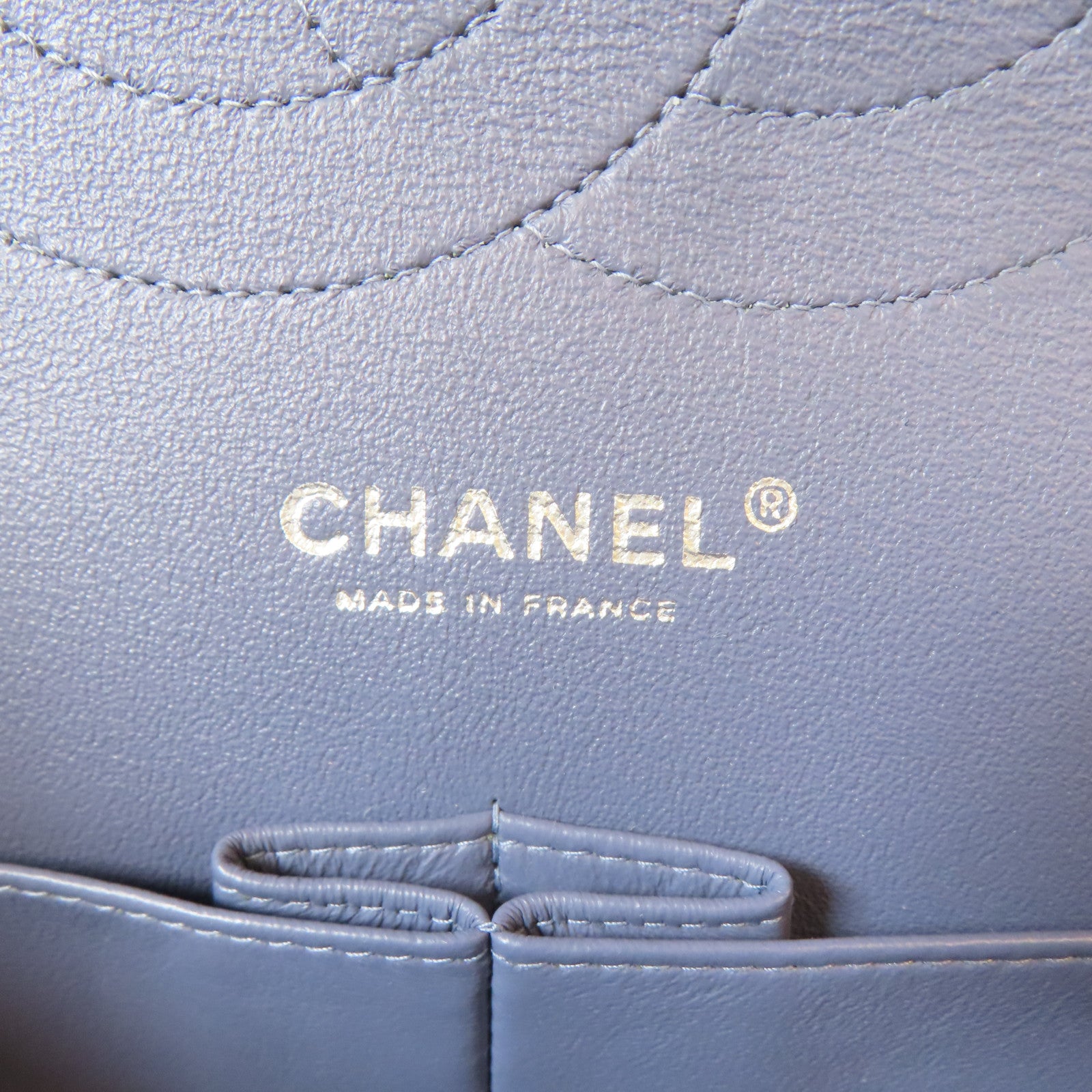 CHANEL 【激減優惠】菱格漆皮皮革Classic銀扣鏈帶肩背袋紫色
