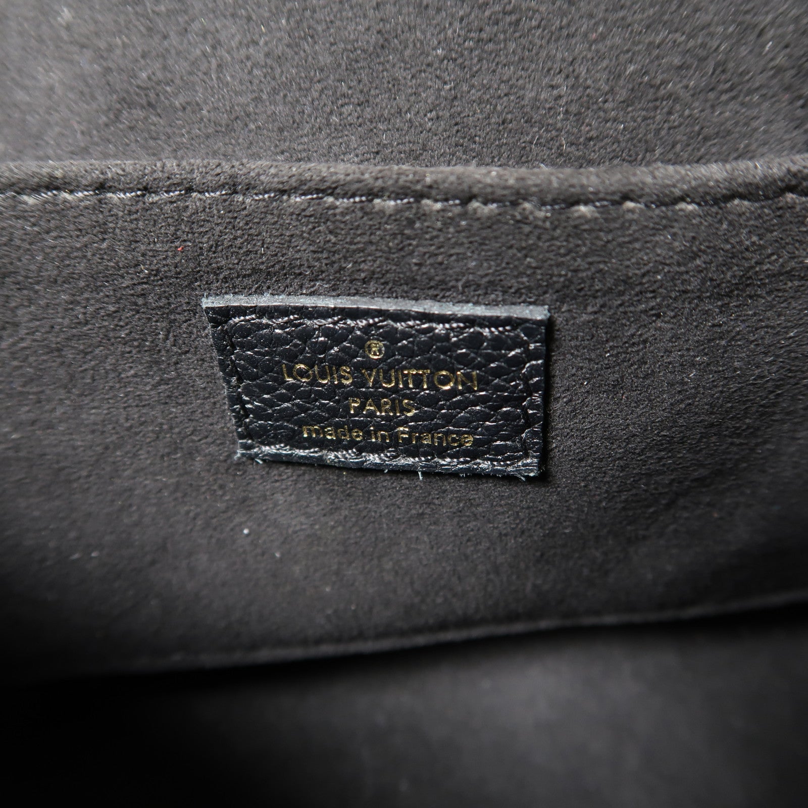 LOUIS VUITTON Monogram Empreinte Saint Germain BB金扣鏈帶肩背袋黑色