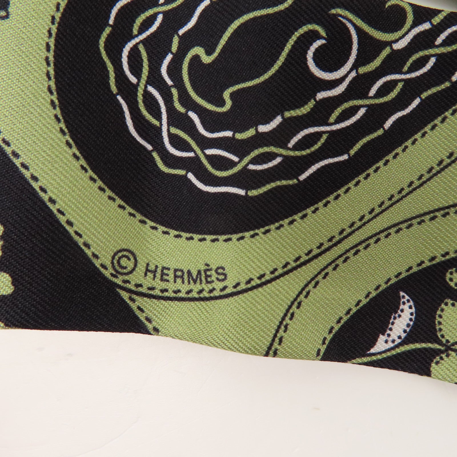 HERMES 絲質Twilly絲巾
