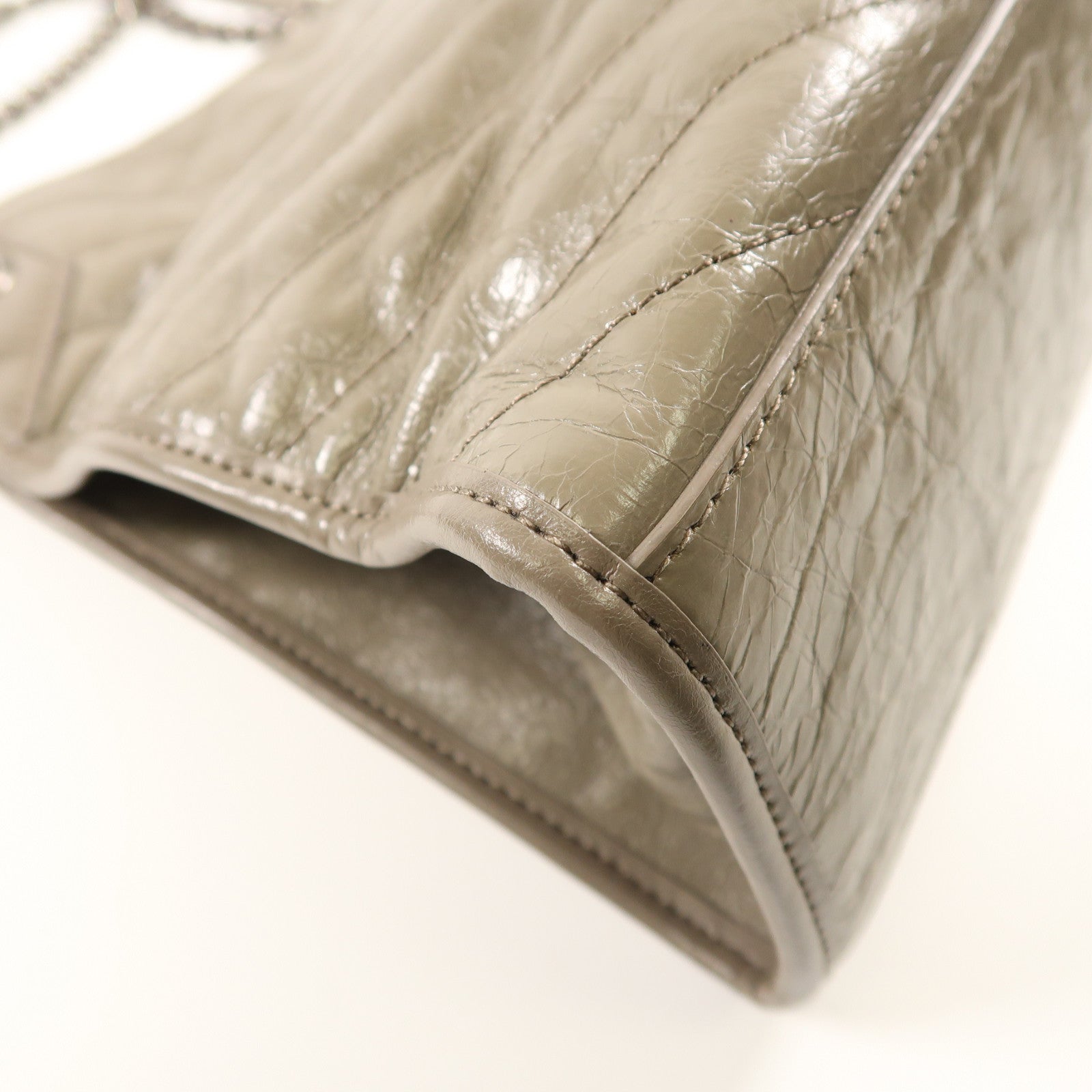 SAINT LAURENT 牛皮皮革Niki Shoulder Bag銀扣鏈帶肩背袋米色