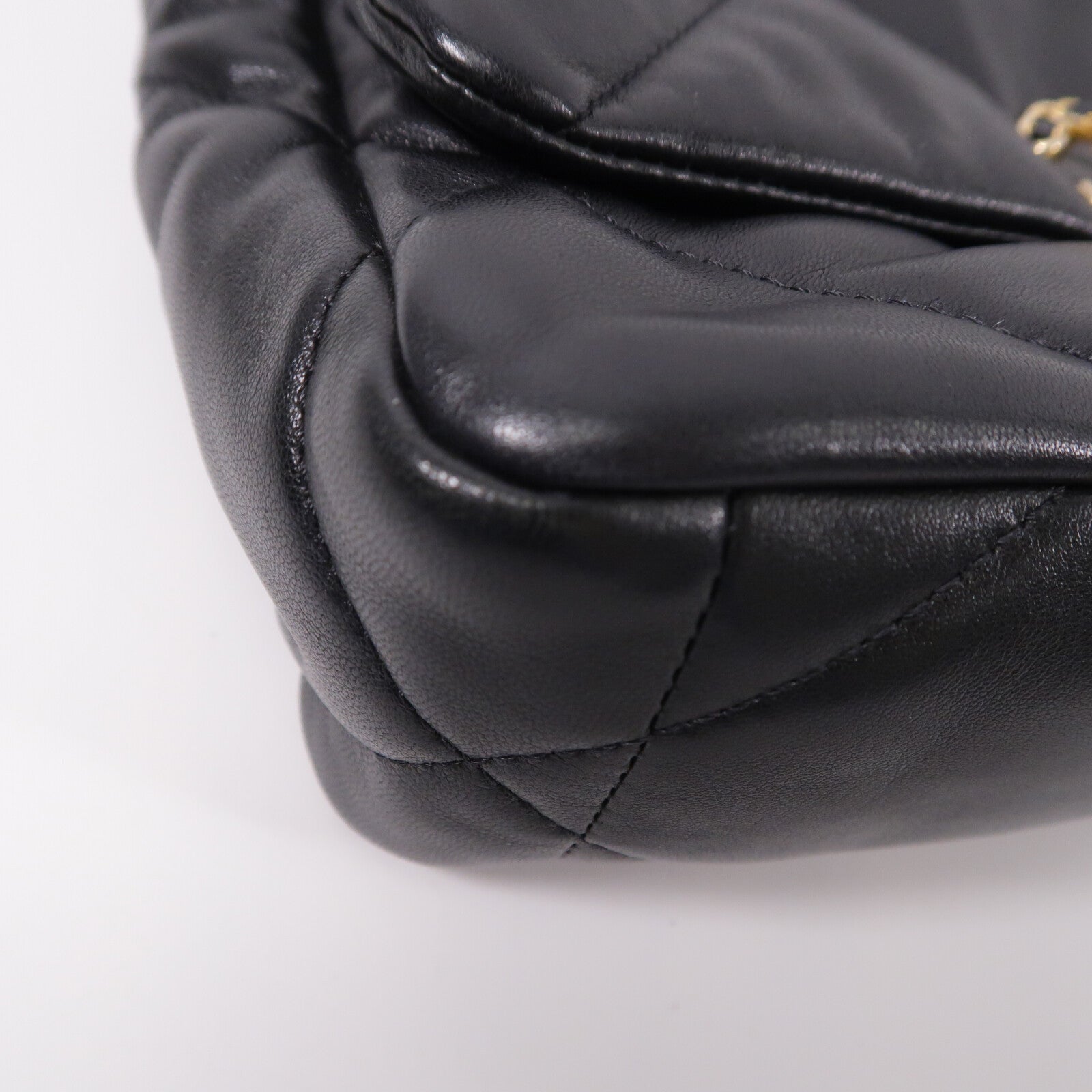 CHANEL 羊皮皮革C19 Small鏈帶肩背袋