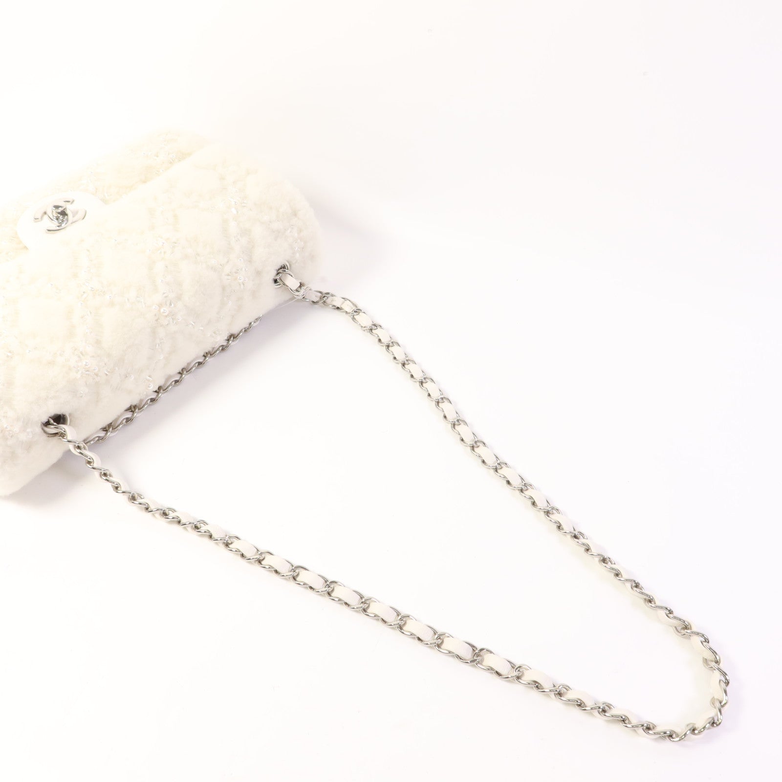 CHANEL 羊毛皮Embroidered Shearling Flap Bag銀扣鏈帶肩背袋