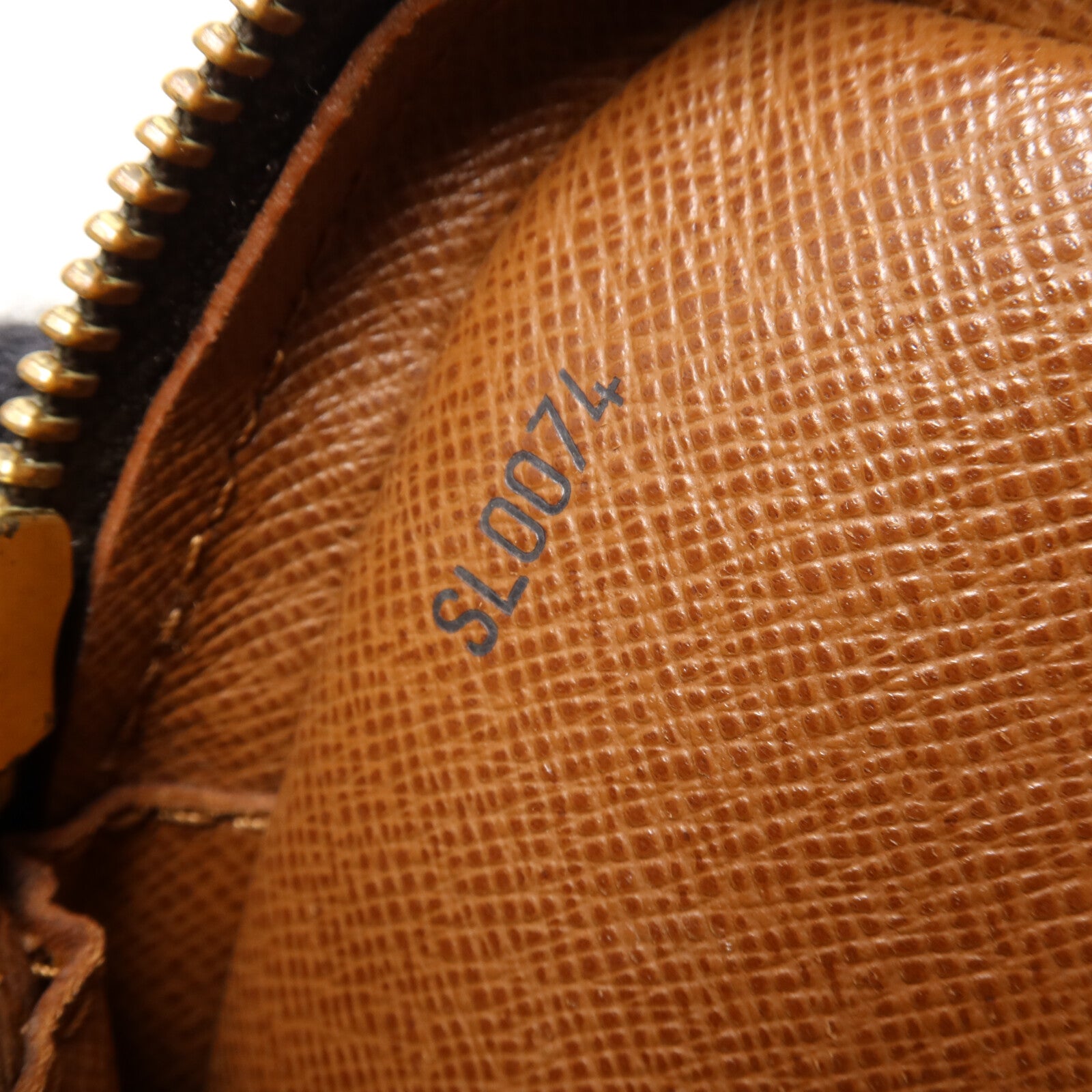 LOUIS VUITTON Monogram Danube肩背袋