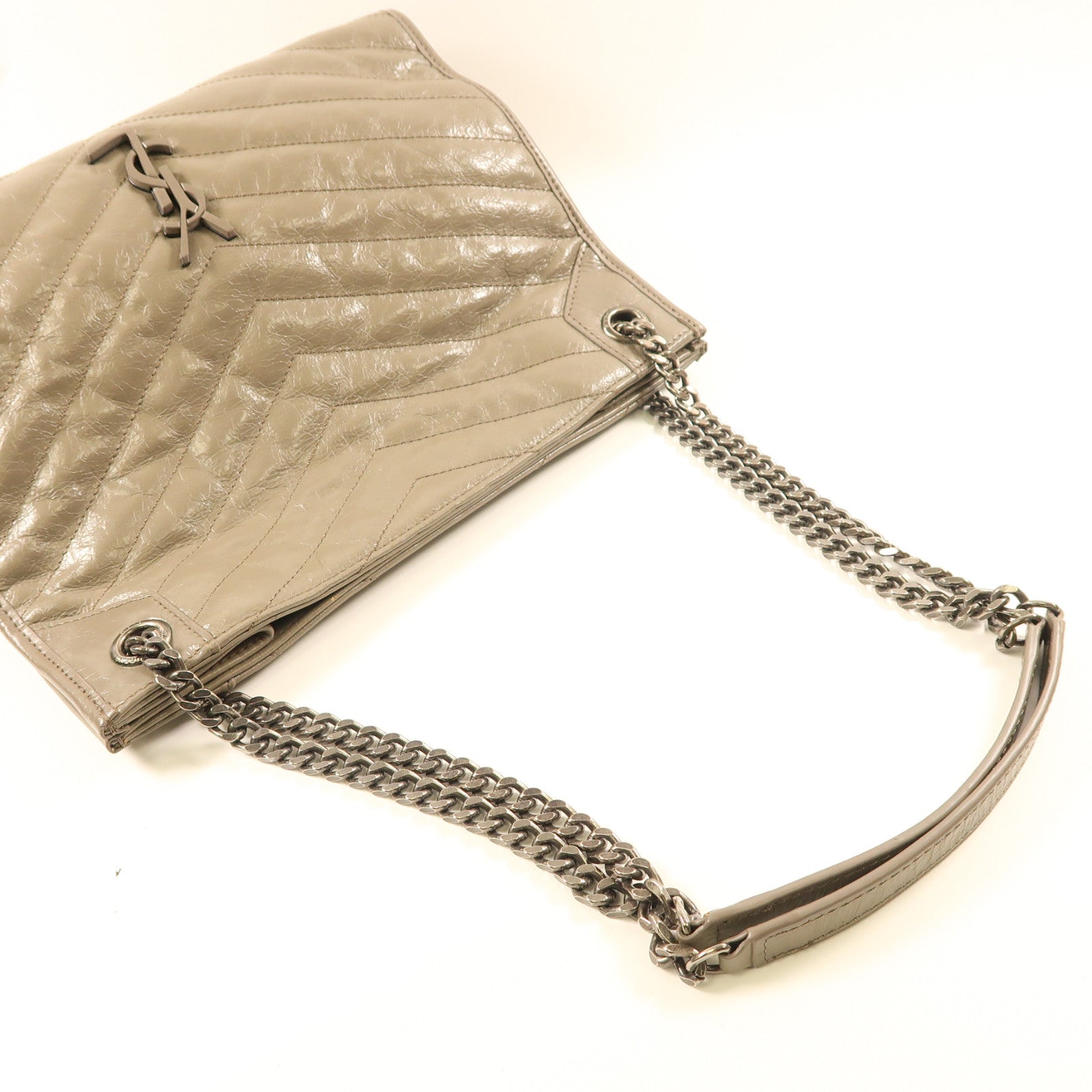 SAINT LAURENT 牛皮皮革Niki Shoulder Bag銀扣鏈帶肩背袋米色